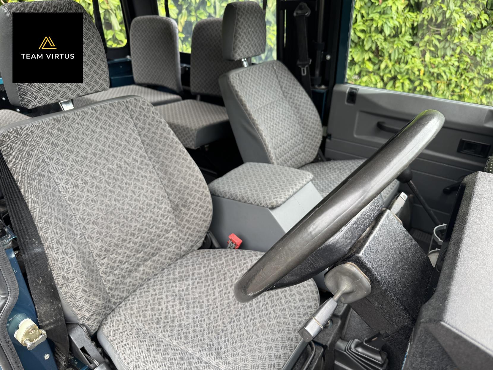 Land Rover Defender 90 2.5 TDi Hard Top SUV Diesel Manual SWB (111 bhp)