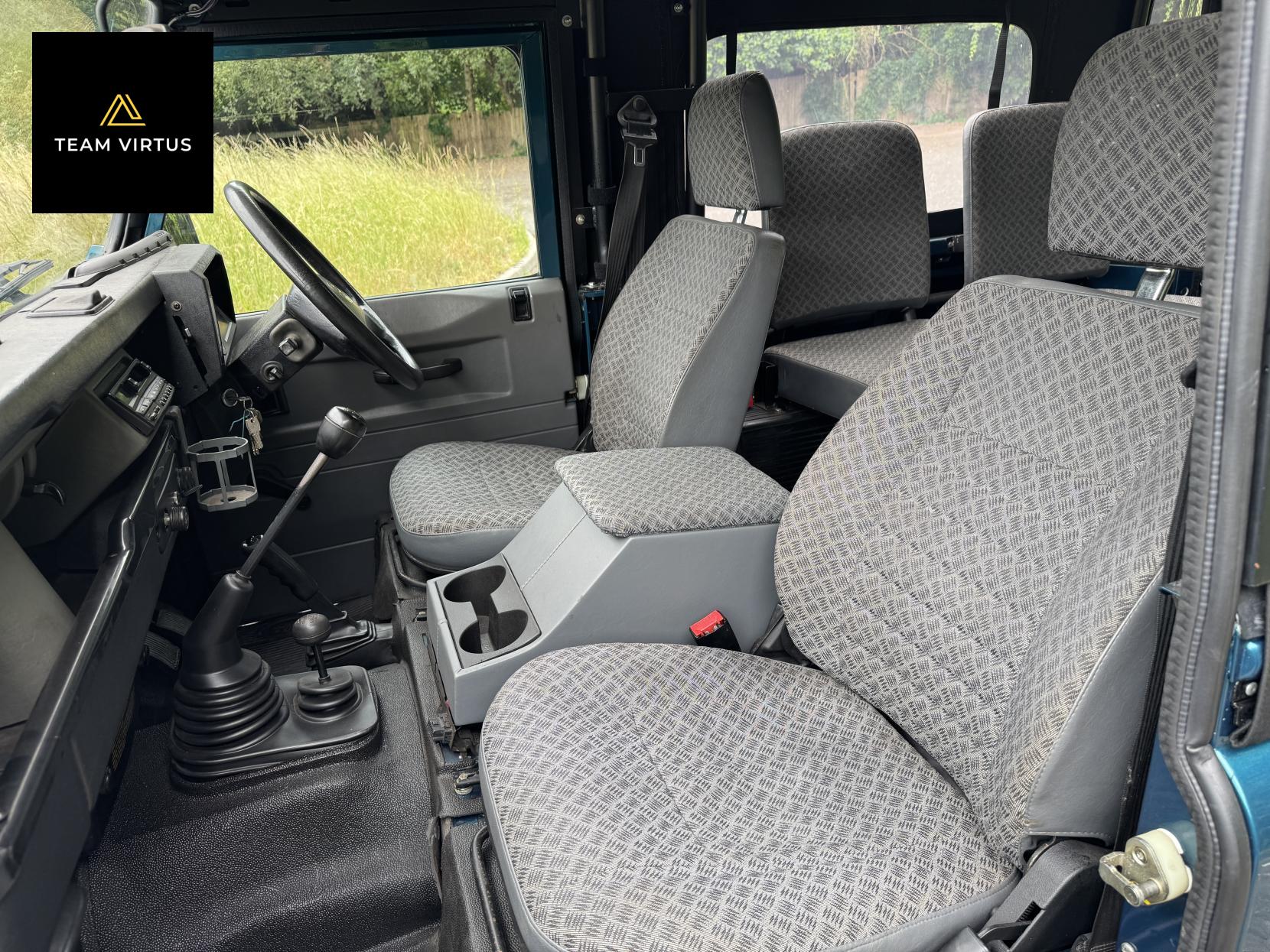 Land Rover Defender 90 2.5 TDi Hard Top SUV Diesel Manual SWB (111 bhp)