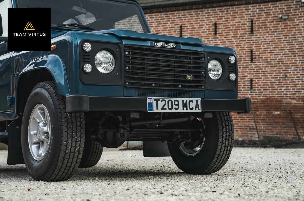 Land Rover Defender 90 2.5 TDi Hard Top SUV Diesel Manual SWB (111 bhp)