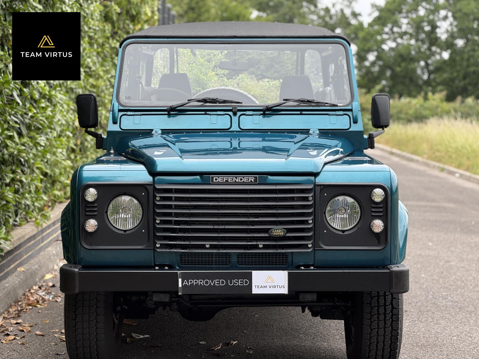 Land Rover Defender 90 2.5 TDi Hard Top SUV Diesel Manual SWB (111 bhp)