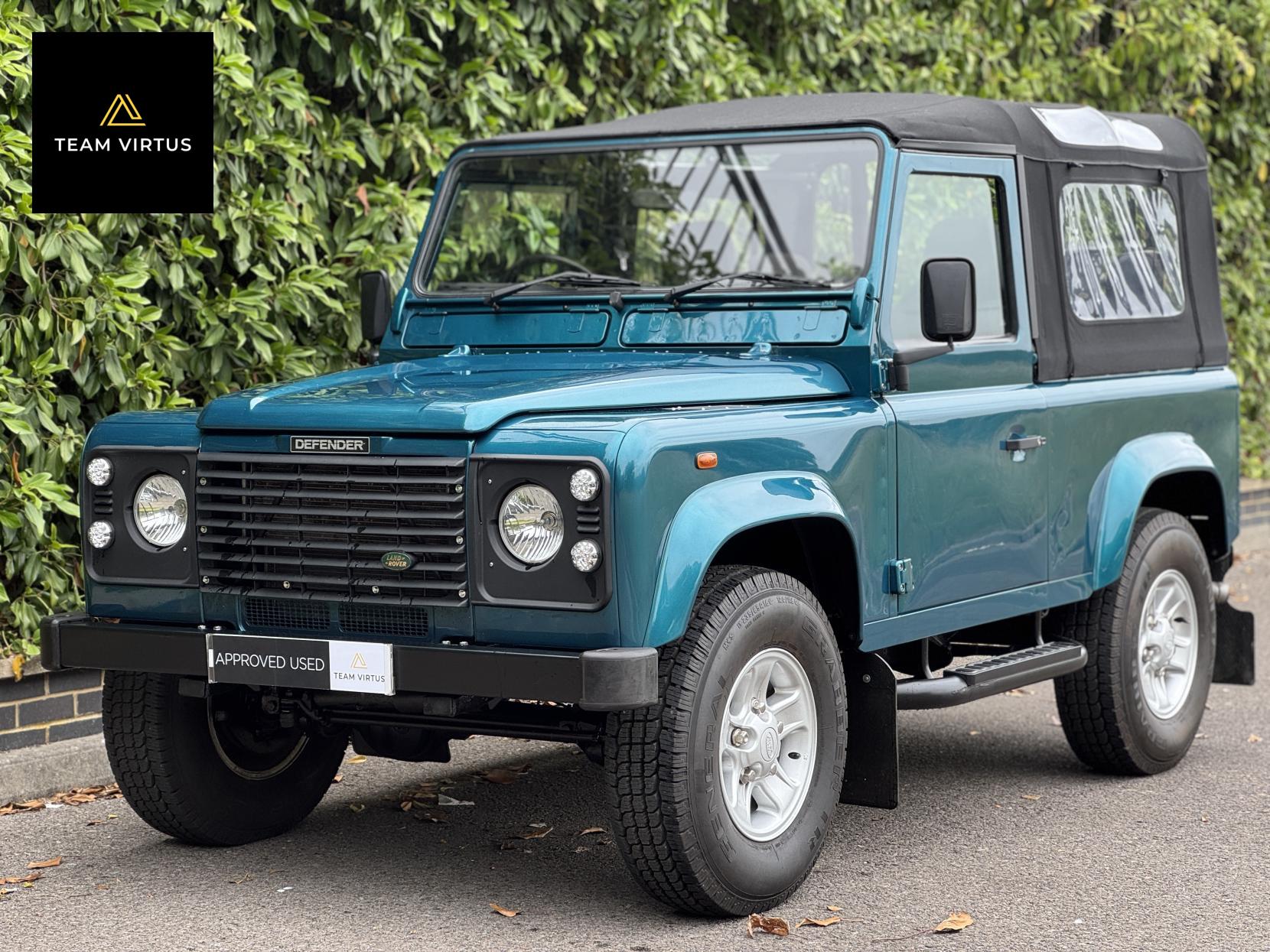 Land Rover Defender 90 2.5 TDi Hard Top SUV Diesel Manual SWB (111 bhp)