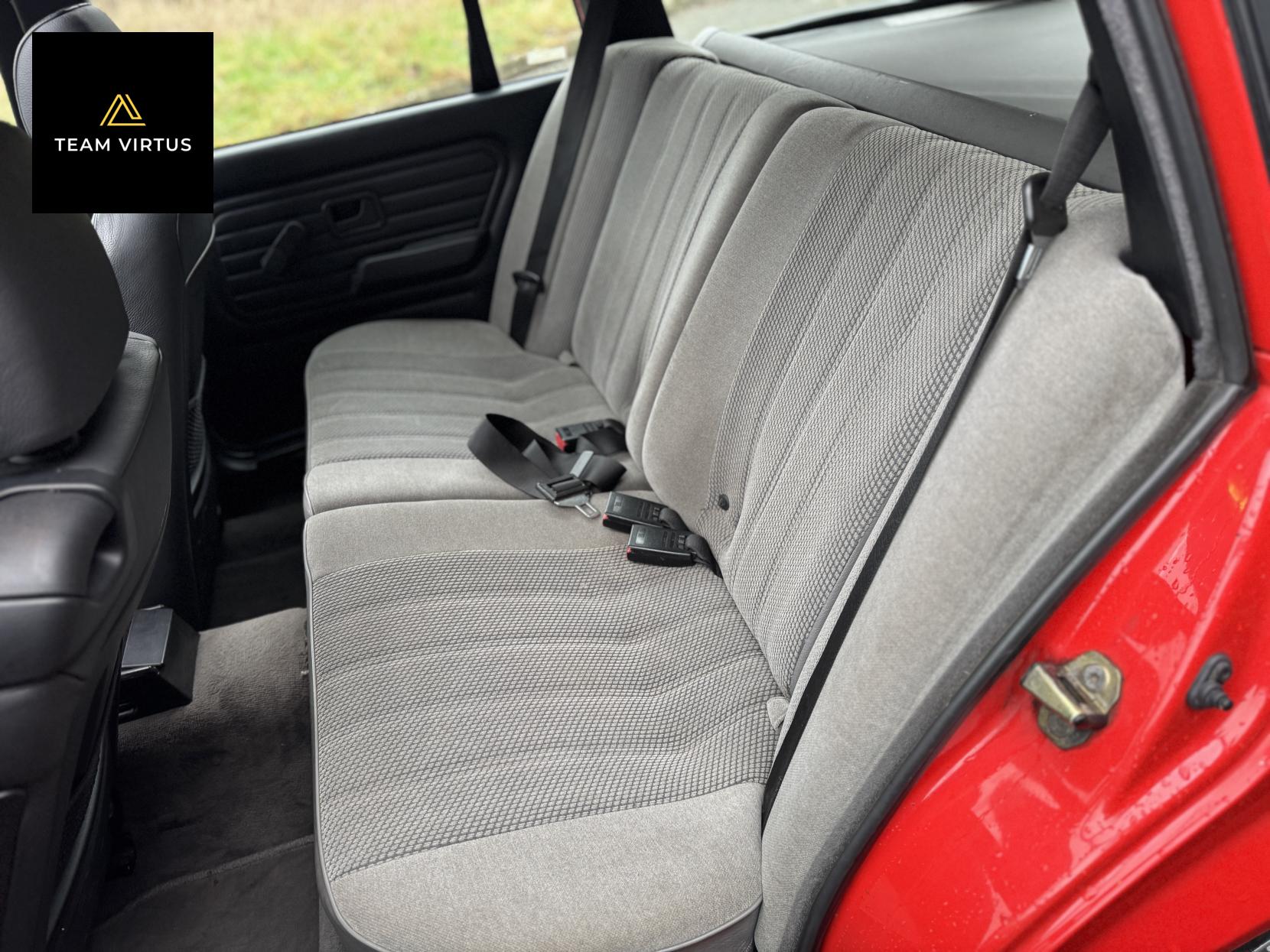 BMW 3 Series 1.6 Luxury Estate (1988 - 1994)