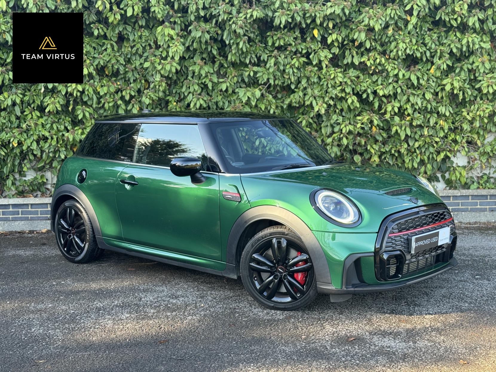 MINI Hatch 2.0 John Cooper Works Hatchback 3dr Petrol Steptronic Euro 6 (s/s) (231 ps)