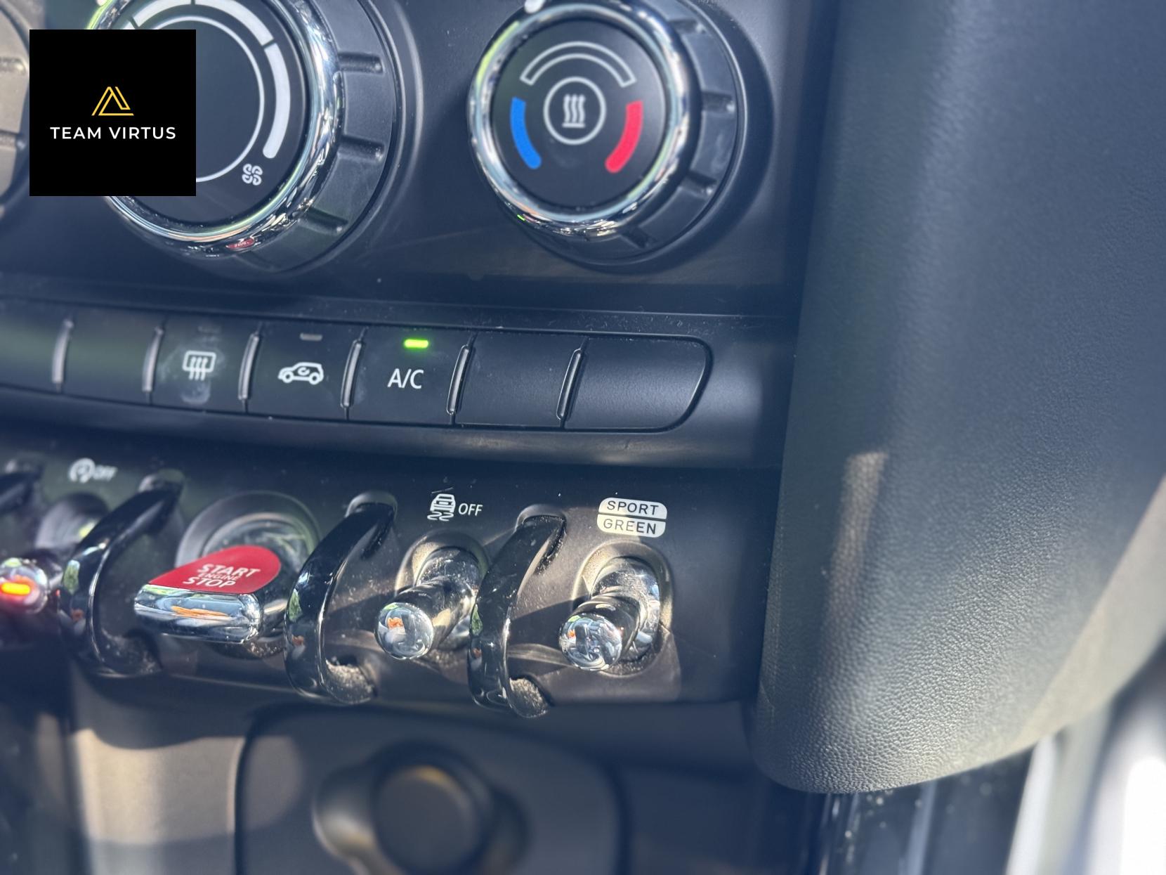 MINI Hatch 2.0 John Cooper Works Hatchback 3dr Petrol Steptronic Euro 6 (s/s) (231 ps)