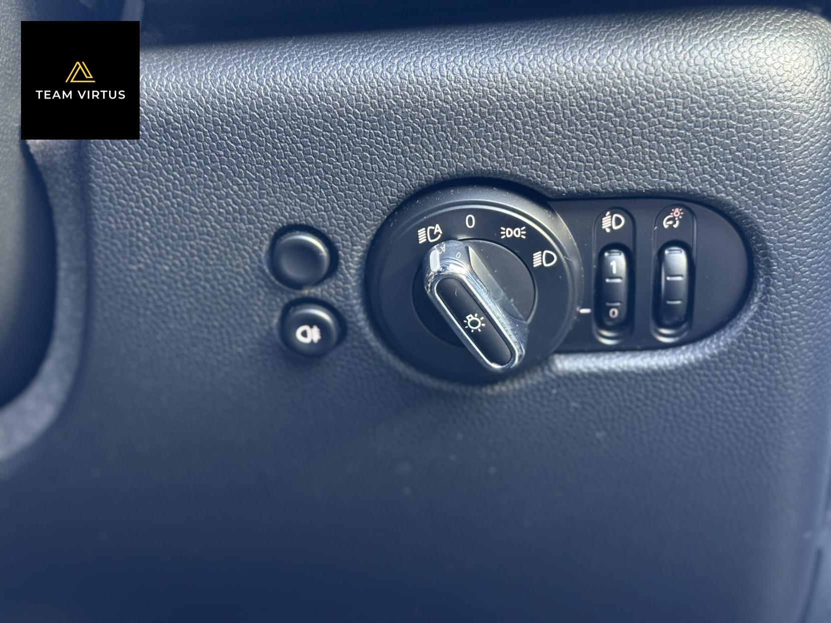 MINI Hatch 2.0 John Cooper Works Hatchback 3dr Petrol Steptronic Euro 6 (s/s) (231 ps)