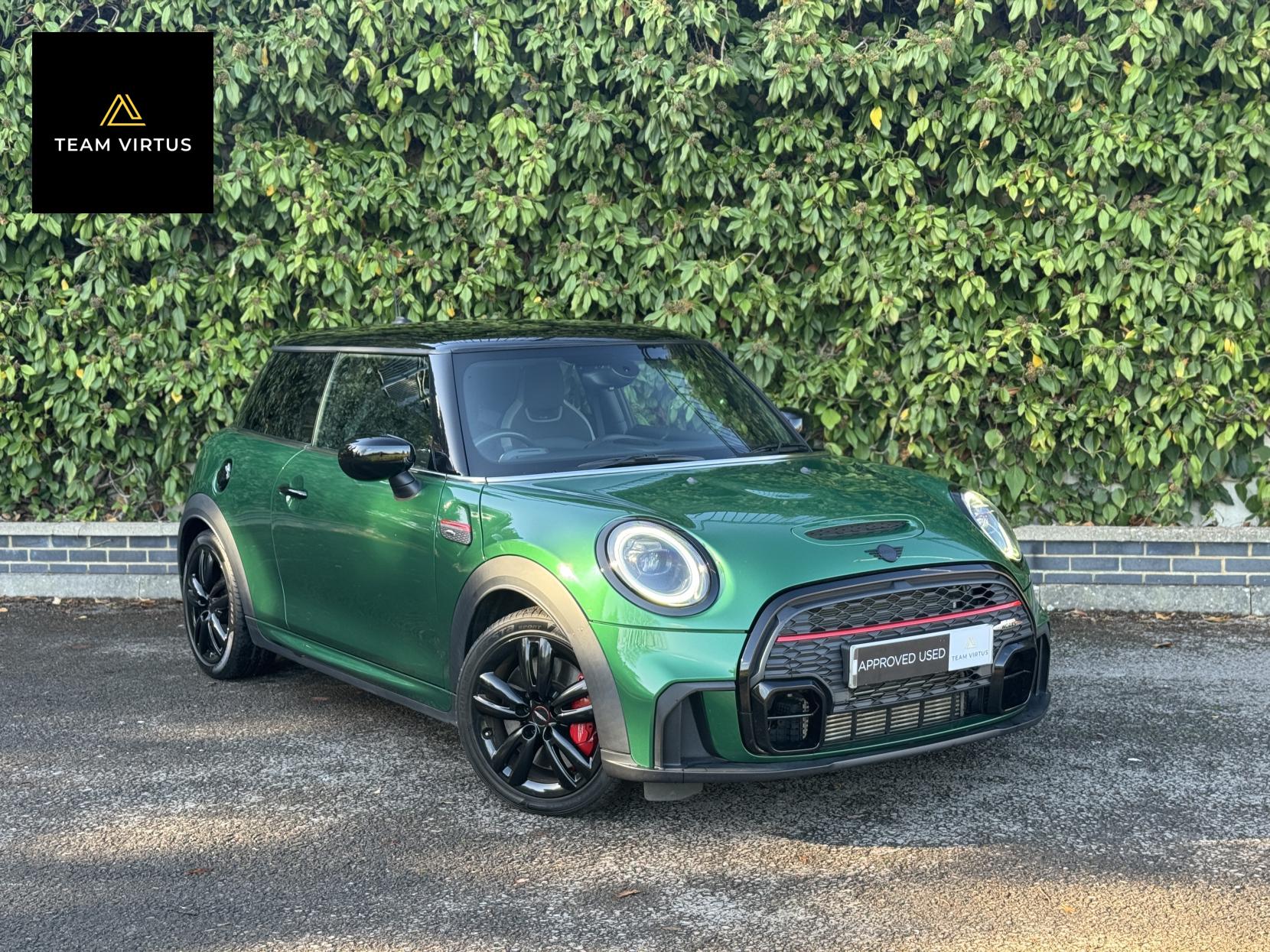 MINI Hatch 2.0 John Cooper Works Hatchback 3dr Petrol Steptronic Euro 6 (s/s) (231 ps)
