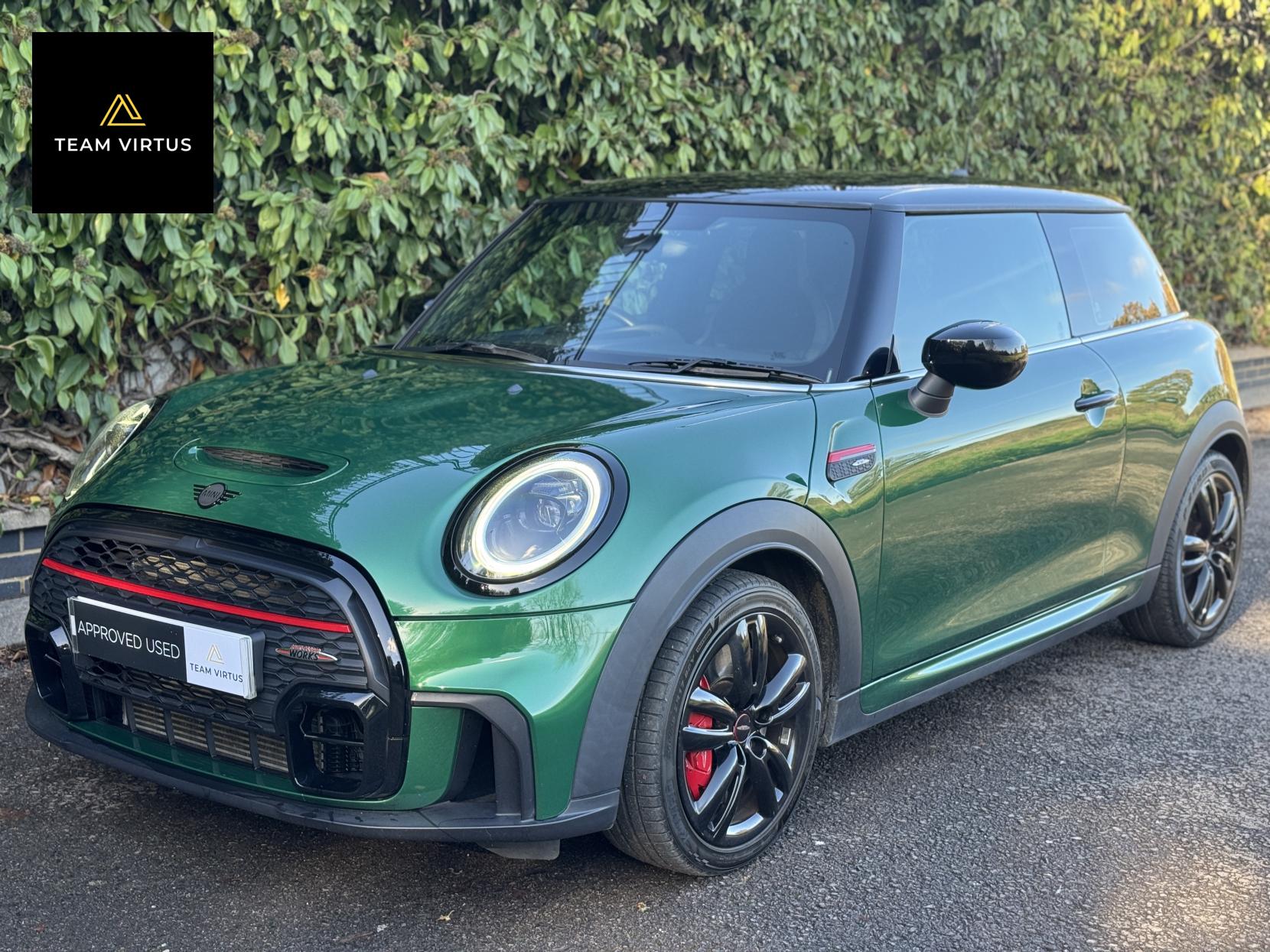MINI Hatch 2.0 John Cooper Works Hatchback 3dr Petrol Steptronic Euro 6 (s/s) (231 ps)