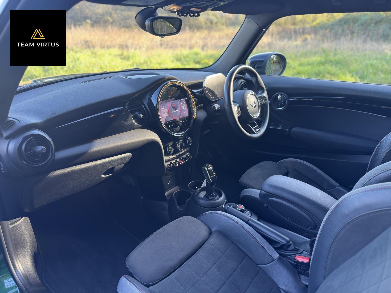 MINI Hatch 2.0 John Cooper Works Hatchback 3dr Petrol Steptronic Euro 6 (s/s) (231 ps)