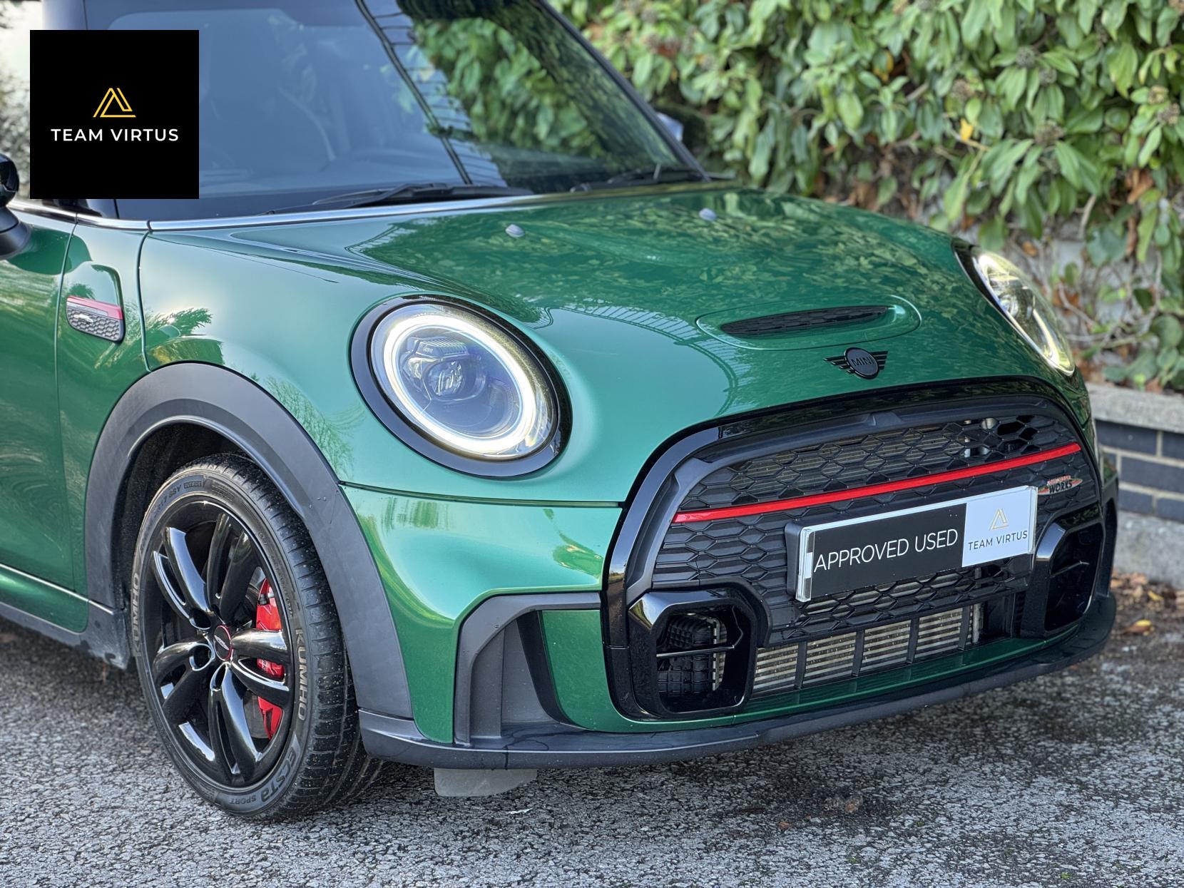 MINI Hatch 2.0 John Cooper Works Hatchback 3dr Petrol Steptronic Euro 6 (s/s) (231 ps)