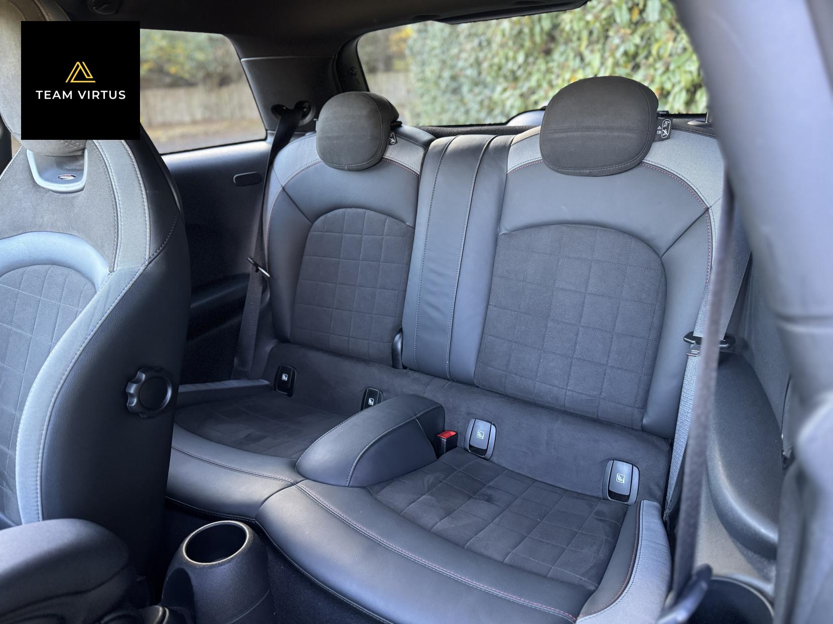 MINI Hatch 2.0 John Cooper Works Hatchback 3dr Petrol Steptronic Euro 6 (s/s) (231 ps)