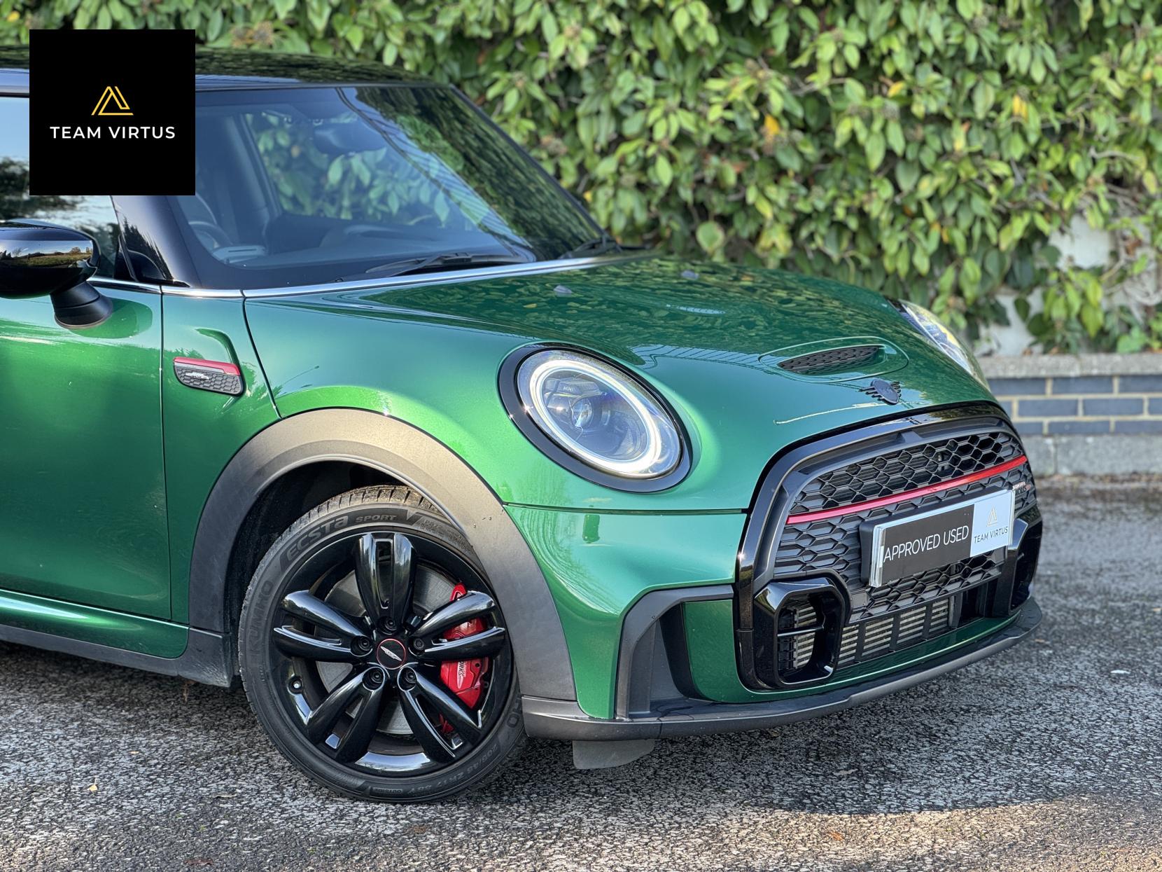 MINI Hatch 2.0 John Cooper Works Hatchback 3dr Petrol Steptronic Euro 6 (s/s) (231 ps)