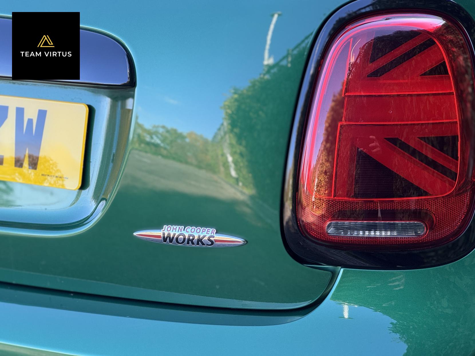 MINI Hatch 2.0 John Cooper Works Hatchback 3dr Petrol Steptronic Euro 6 (s/s) (231 ps)