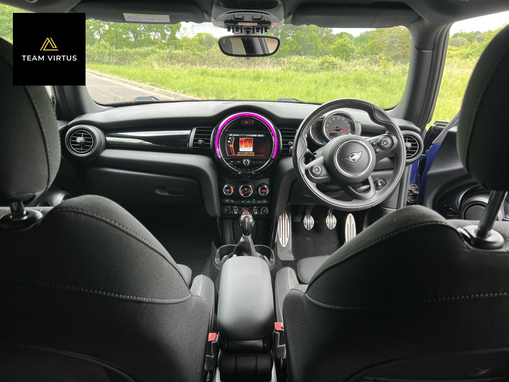 MINI Hatch 1.5 Cooper Sport Hatchback 3dr Petrol Manual Euro 6 (s/s) (136 ps)