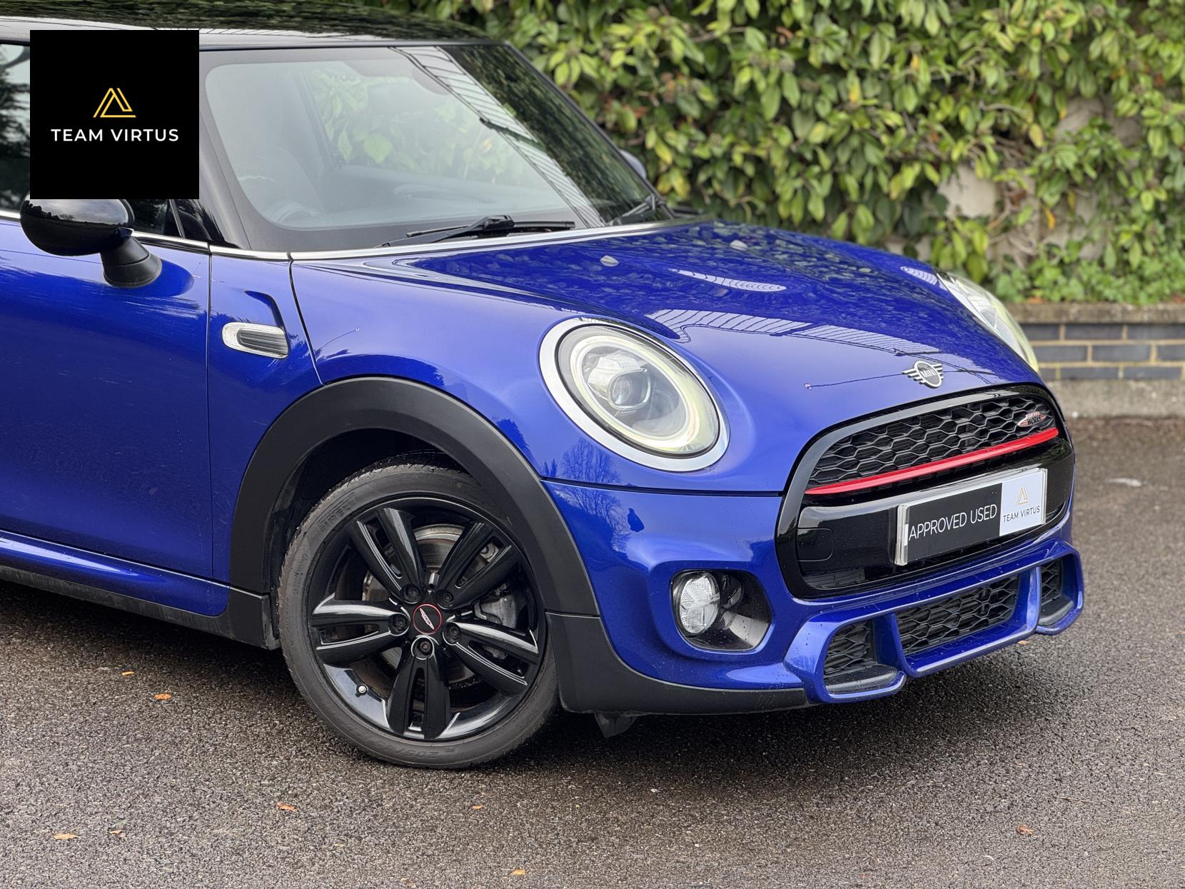 MINI Hatch 1.5 Cooper Sport Hatchback 3dr Petrol Manual Euro 6 (s/s) (136 ps)