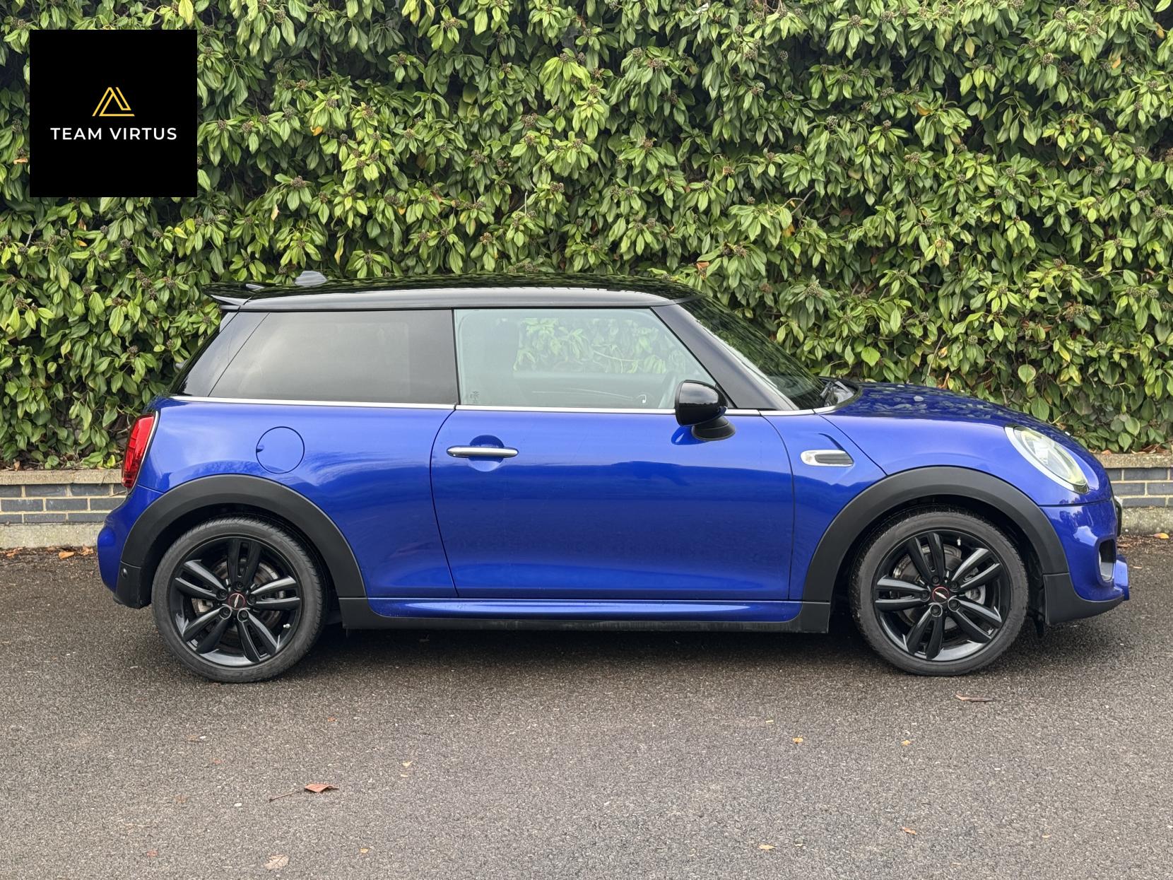 MINI Hatch 1.5 Cooper Sport Hatchback 3dr Petrol Manual Euro 6 (s/s) (136 ps)