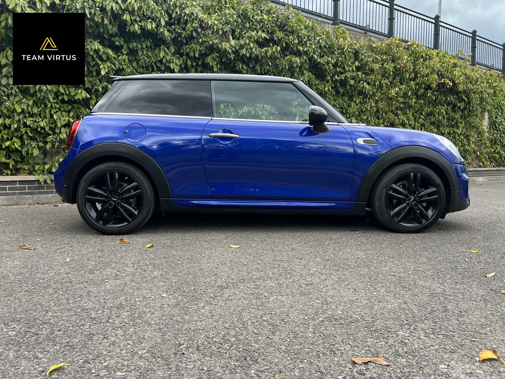 MINI Hatch 1.5 Cooper Sport Hatchback 3dr Petrol Manual Euro 6 (s/s) (136 ps)