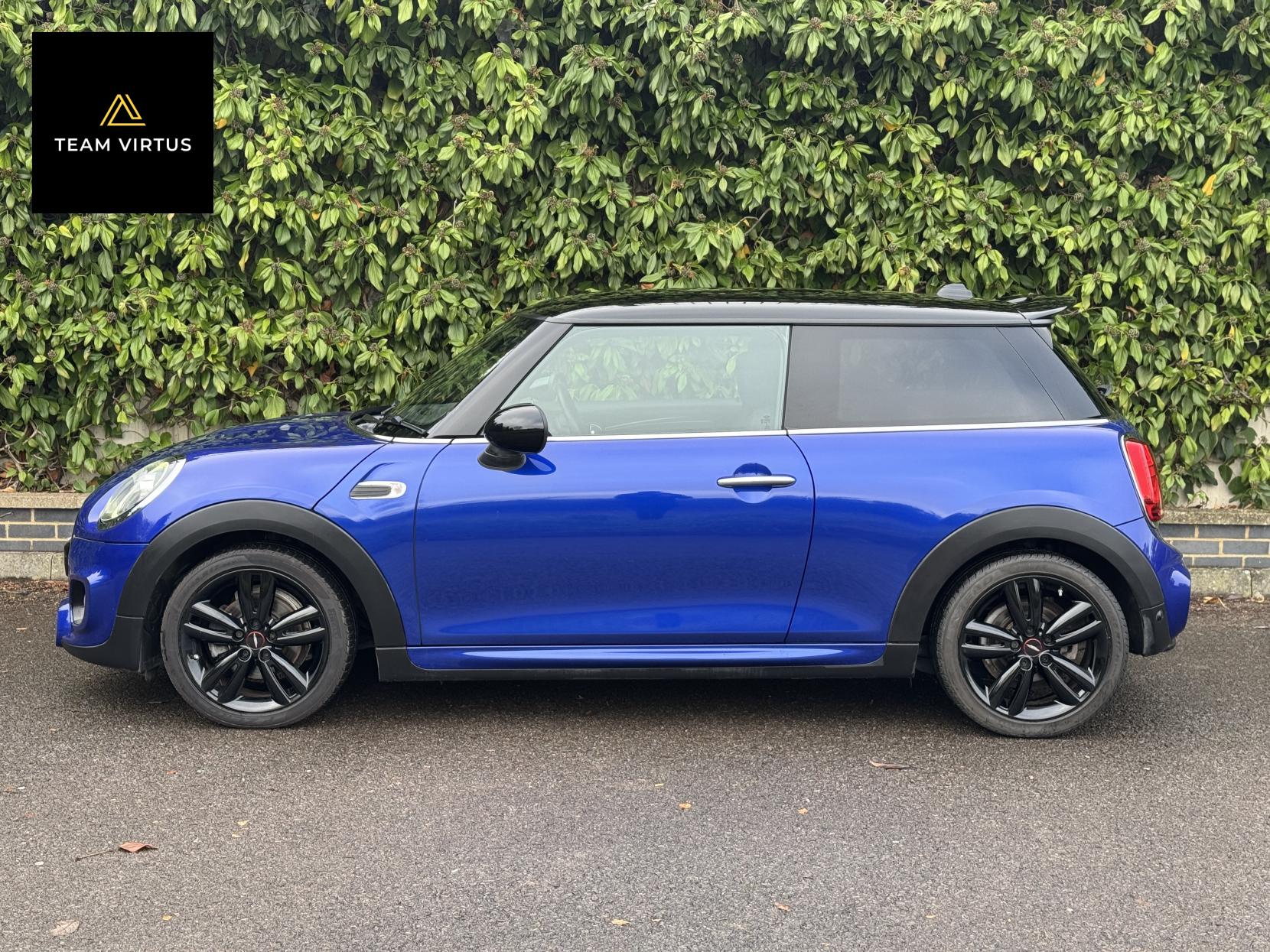 MINI Hatch 1.5 Cooper Sport Hatchback 3dr Petrol Manual Euro 6 (s/s) (136 ps)