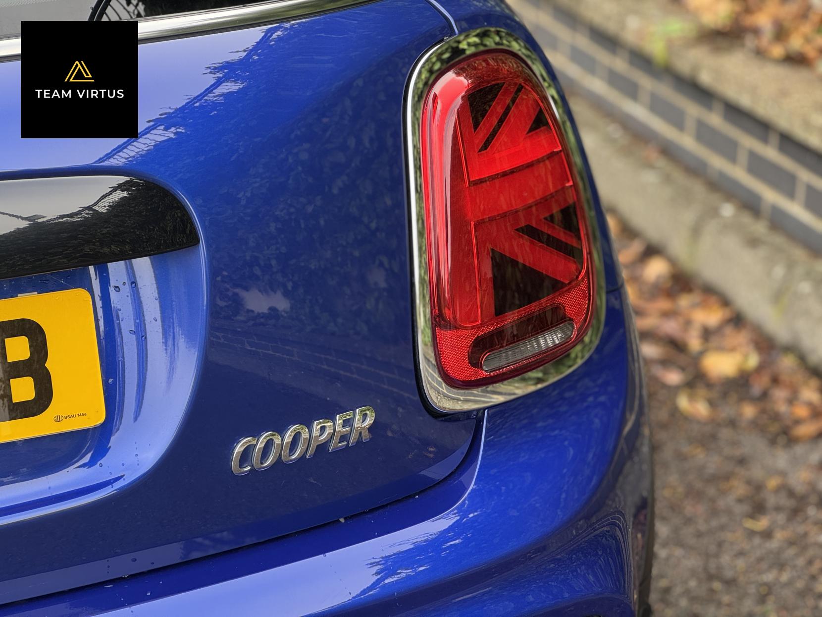 MINI Hatch 1.5 Cooper Sport Hatchback 3dr Petrol Manual Euro 6 (s/s) (136 ps)