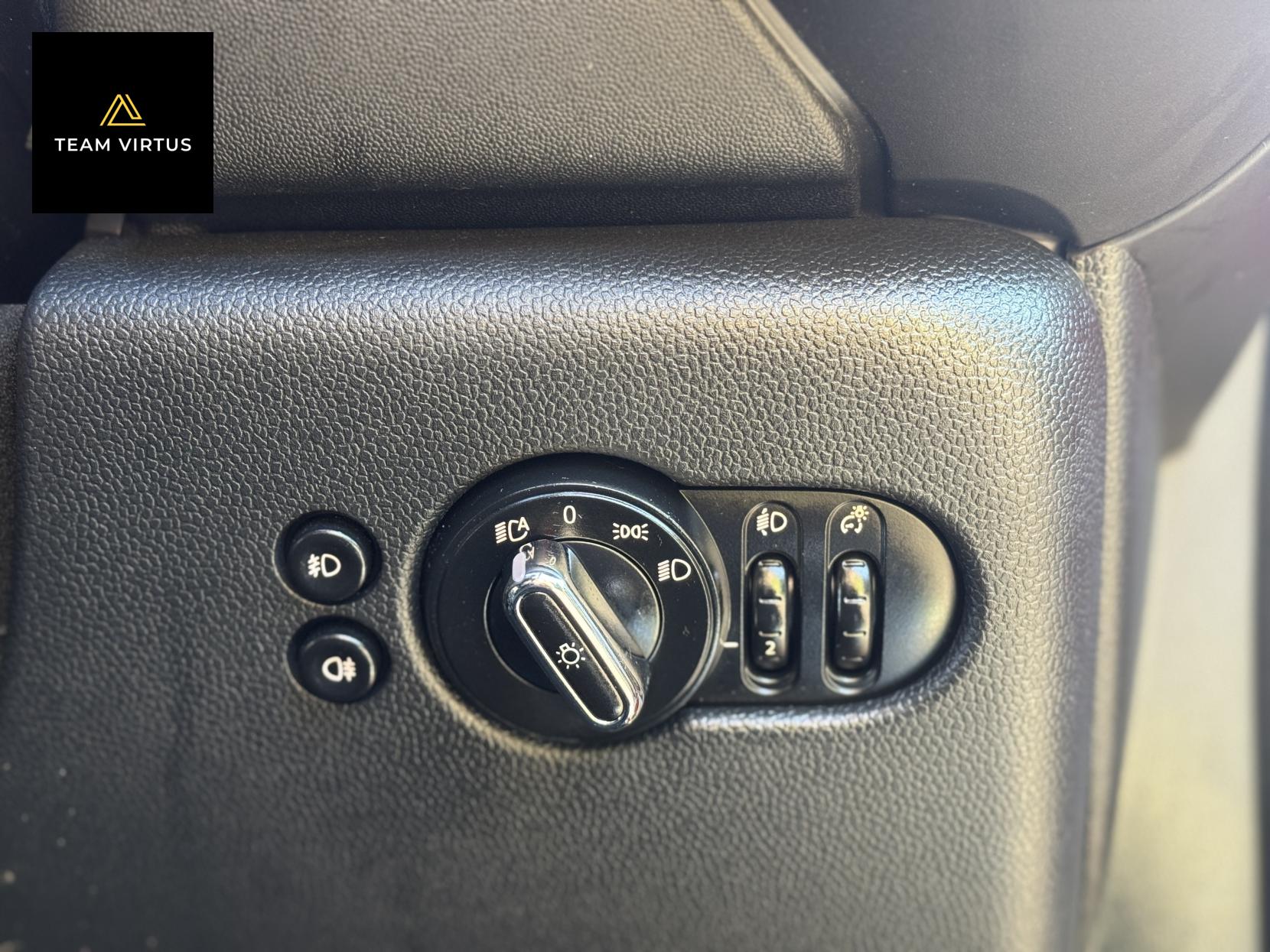 MINI Convertible 2.0 Cooper S Convertible 2dr Petrol Steptronic Euro 6 (s/s) (192 ps)