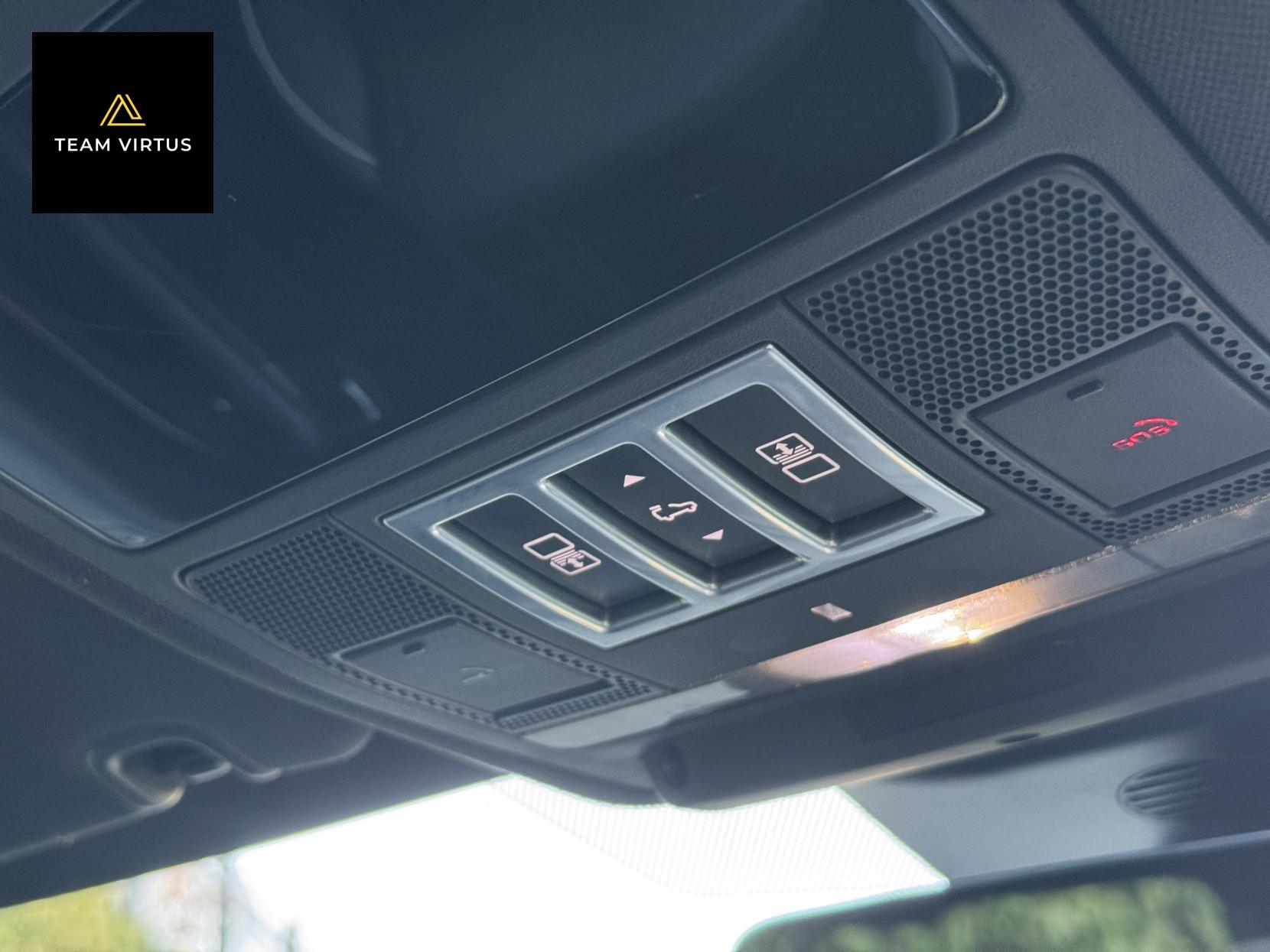 Land Rover Discovery 3.0 SD V6 HSE Luxury SUV 5dr Diesel Auto 4WD Euro 6 (s/s) (306 ps)