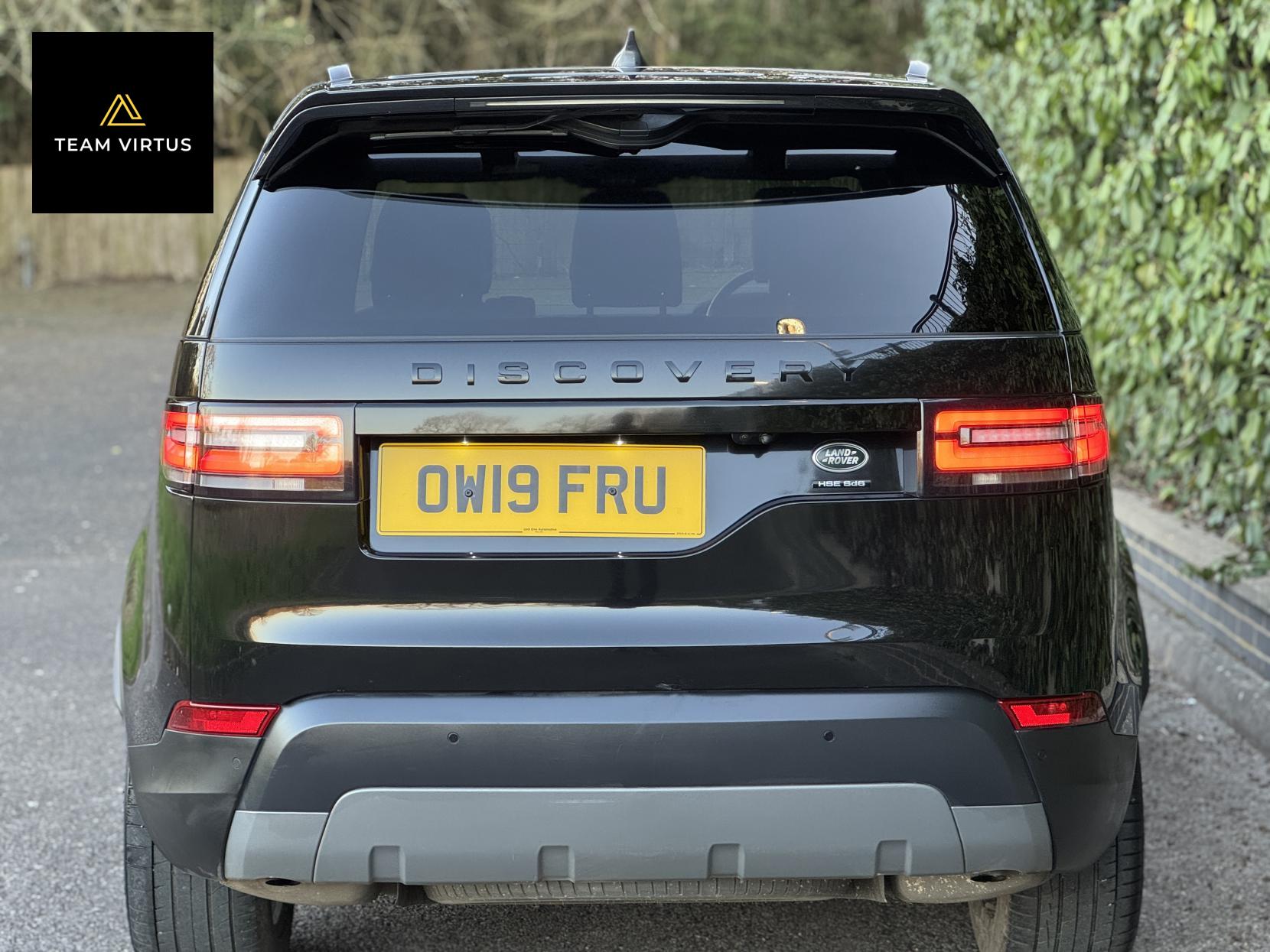 Land Rover Discovery 3.0 SD V6 HSE Luxury SUV 5dr Diesel Auto 4WD Euro 6 (s/s) (306 ps)