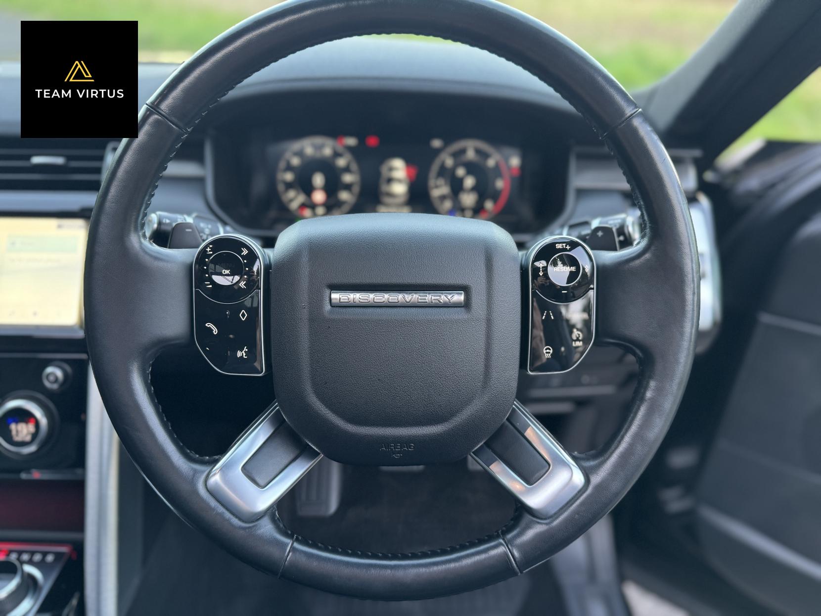 Land Rover Discovery 3.0 SD V6 HSE Luxury SUV 5dr Diesel Auto 4WD Euro 6 (s/s) (306 ps)