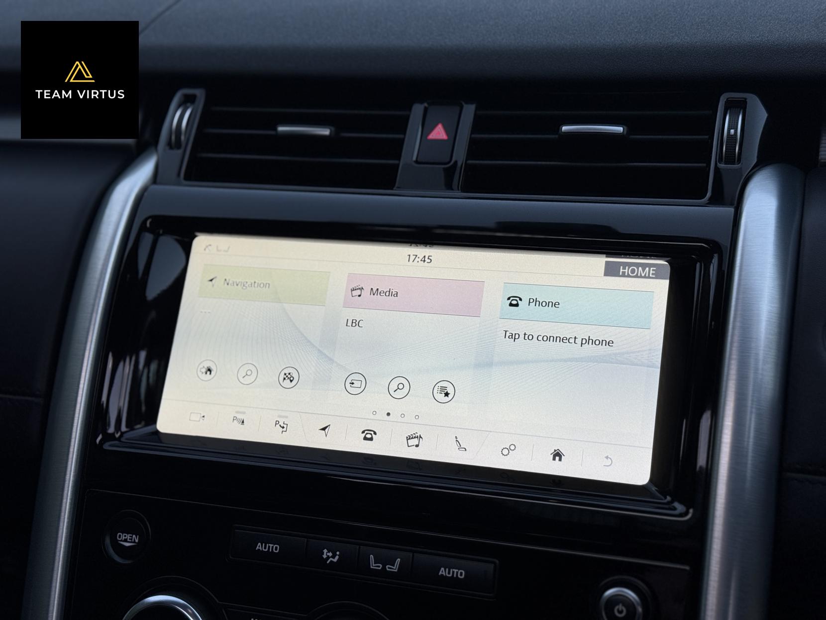 Land Rover Discovery 3.0 SD V6 HSE Luxury SUV 5dr Diesel Auto 4WD Euro 6 (s/s) (306 ps)