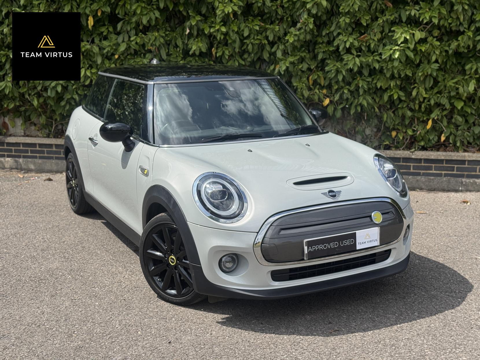 MINI Electric Hatch Cooper SE 32.6kWh Level 2 Hatchback 3dr Electric Auto (184 ps)