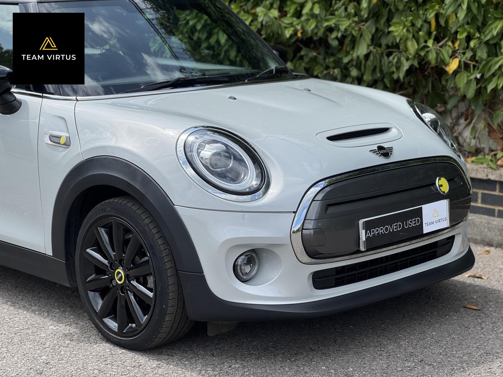 MINI Electric Hatch Cooper SE 32.6kWh Level 2 Hatchback 3dr Electric Auto (184 ps)