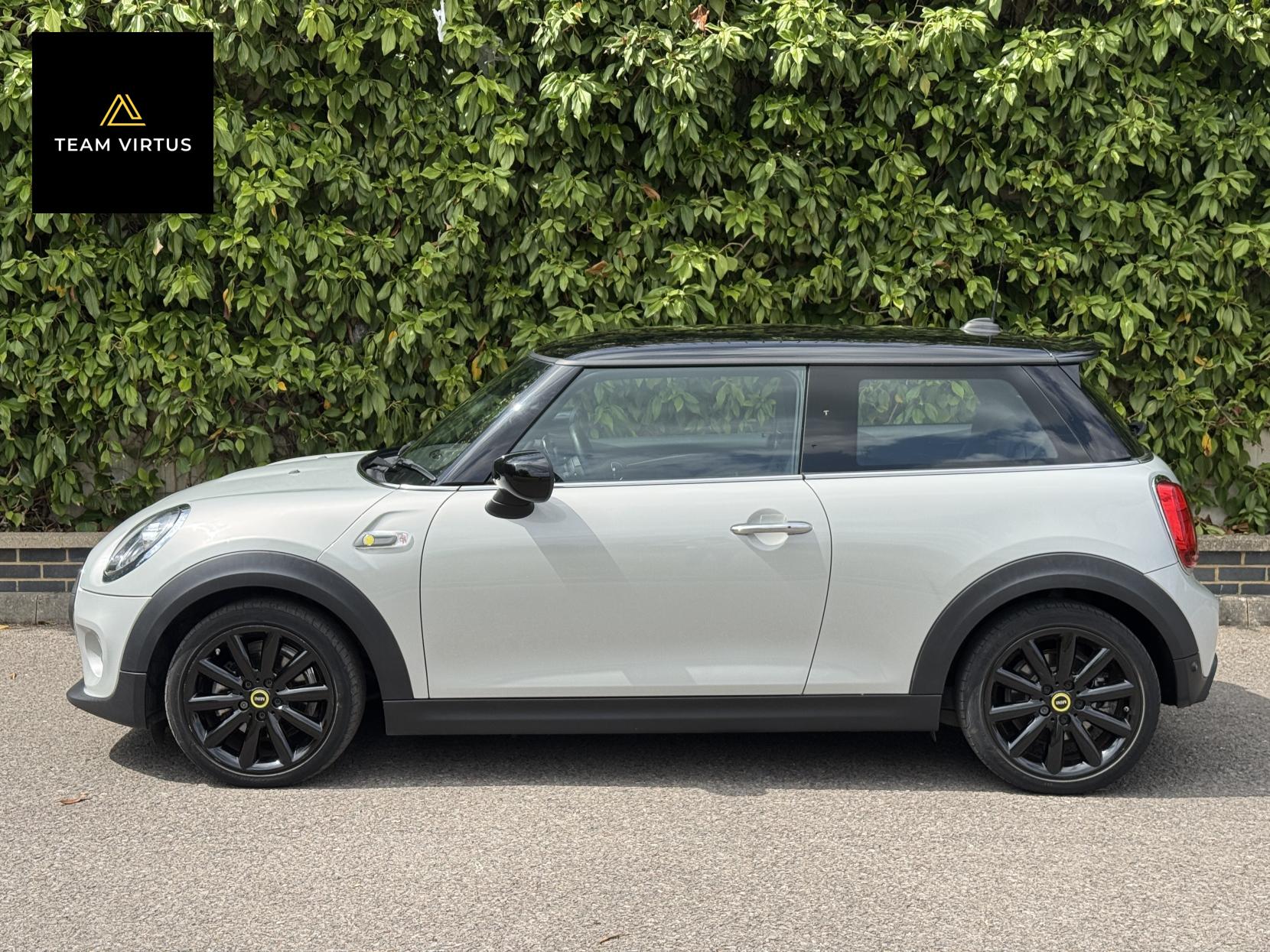 MINI Electric Hatch Cooper SE 32.6kWh Level 2 Hatchback 3dr Electric Auto (184 ps)