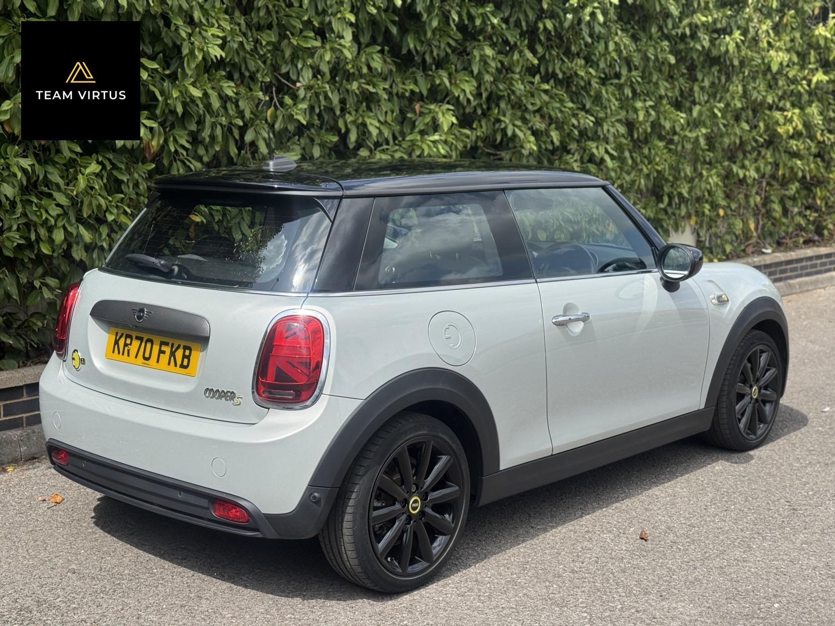 MINI Electric Hatch Cooper SE 32.6kWh Level 2 Hatchback 3dr Electric Auto (184 ps)