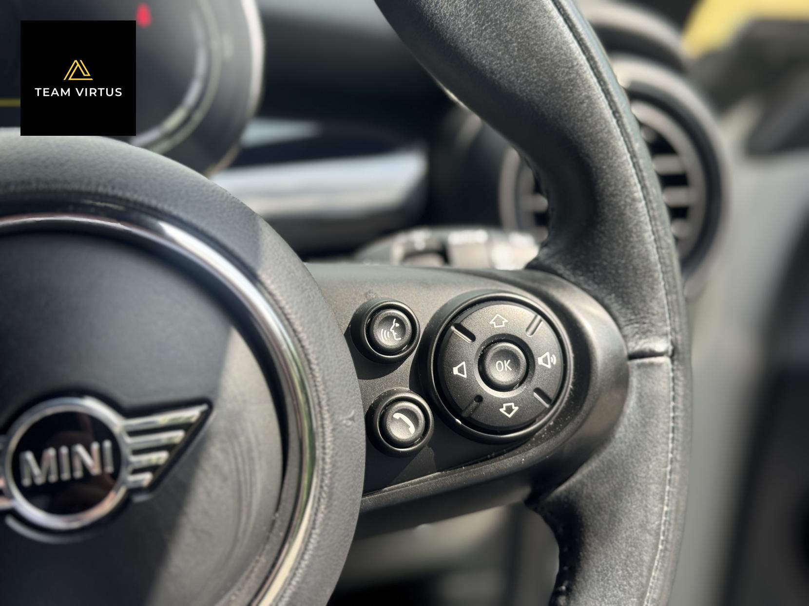 MINI Electric Hatch Cooper SE 32.6kWh Level 2 Hatchback 3dr Electric Auto (184 ps)