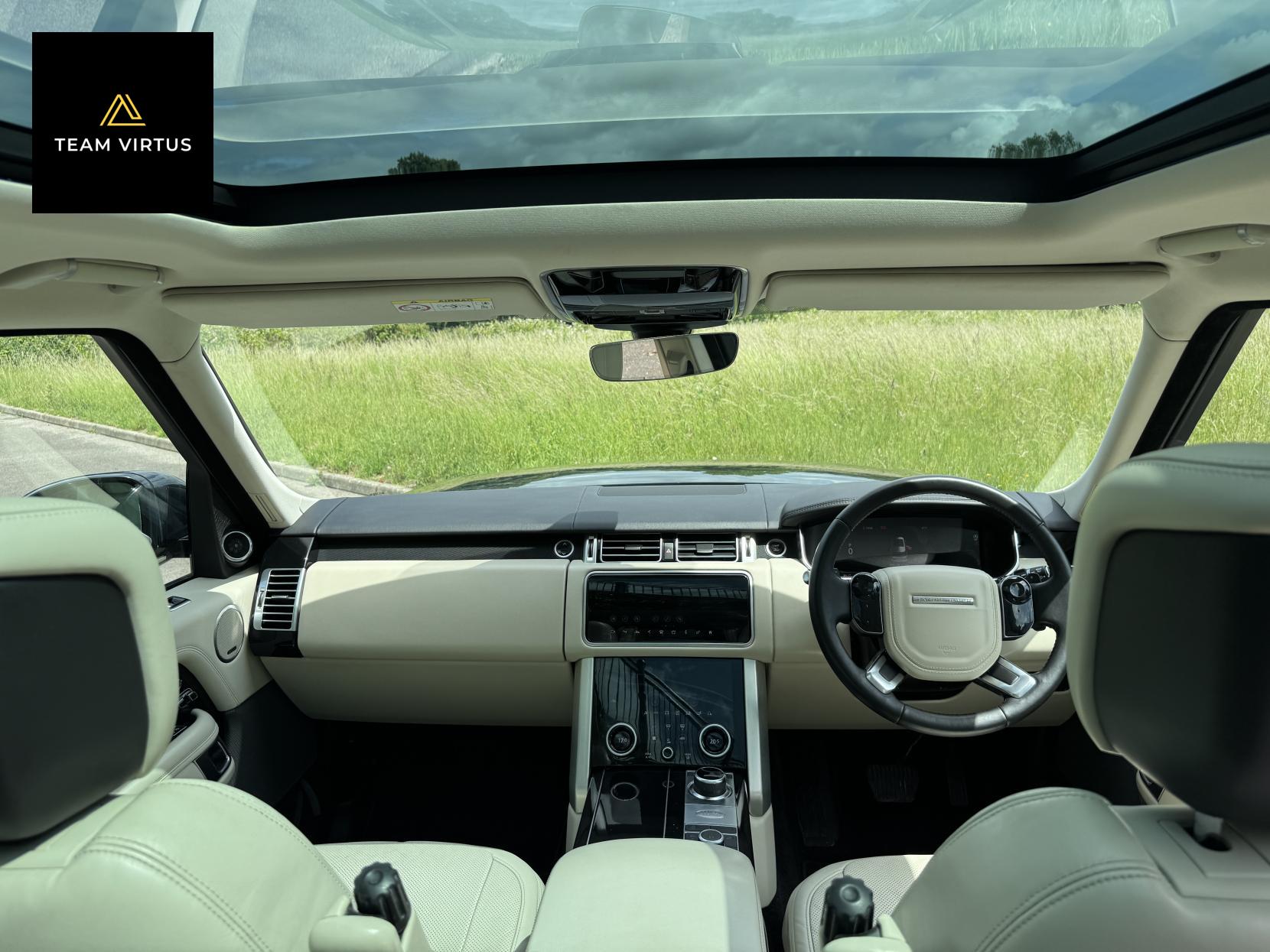 Land Rover Range Rover 3.0 SD V6 Vogue SUV 5dr Diesel Auto 4WD Euro 6 (s/s) (275 ps)