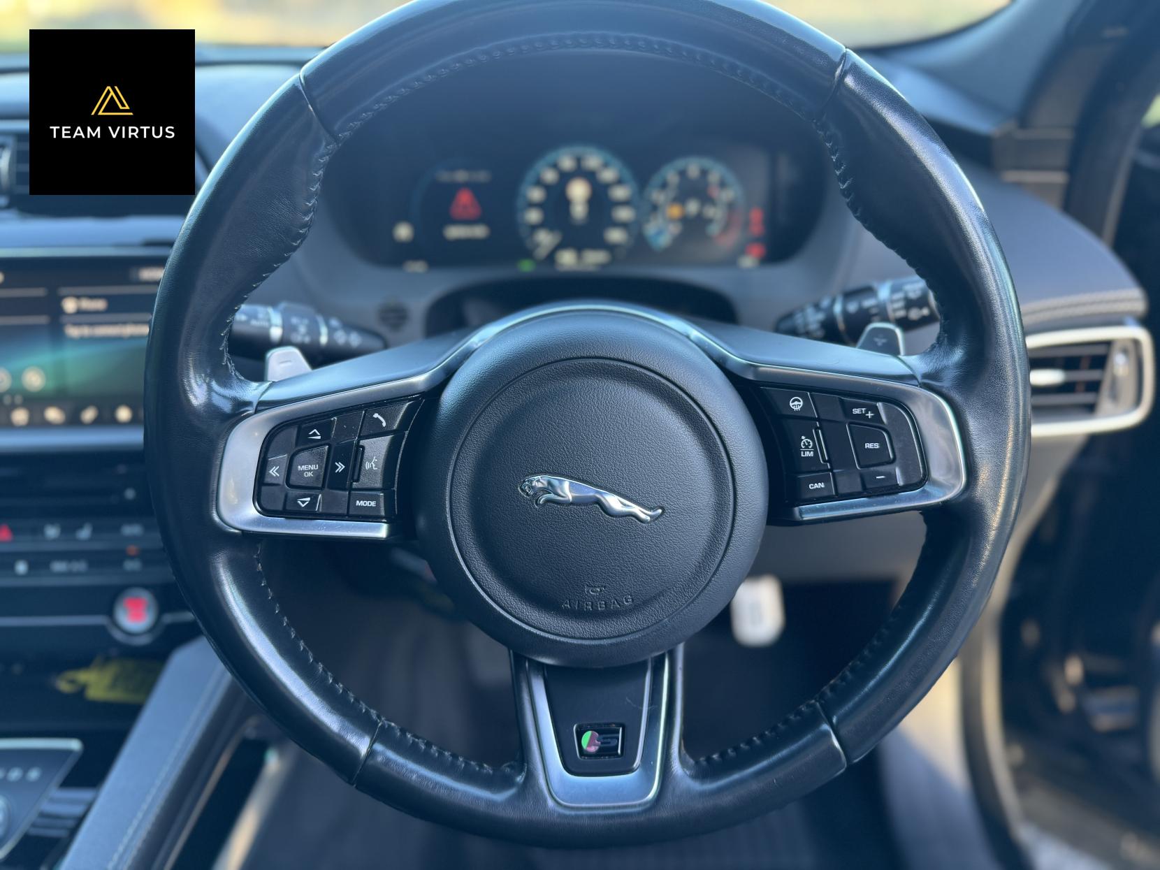 Jaguar F-PACE 3.0 V6 S SUV 5dr Petrol Auto AWD Euro 6 (s/s) (380 ps)