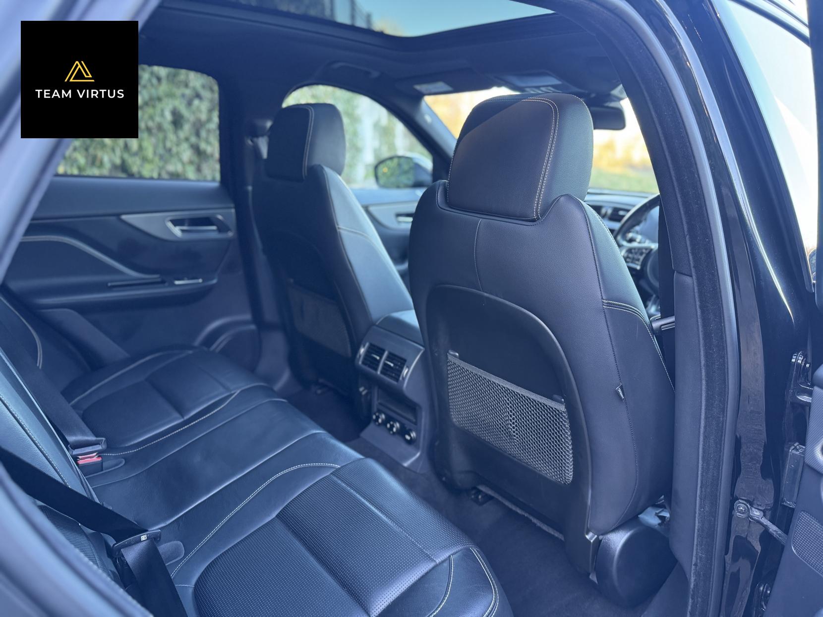 Jaguar F-PACE 3.0 V6 S SUV 5dr Petrol Auto AWD Euro 6 (s/s) (380 ps)