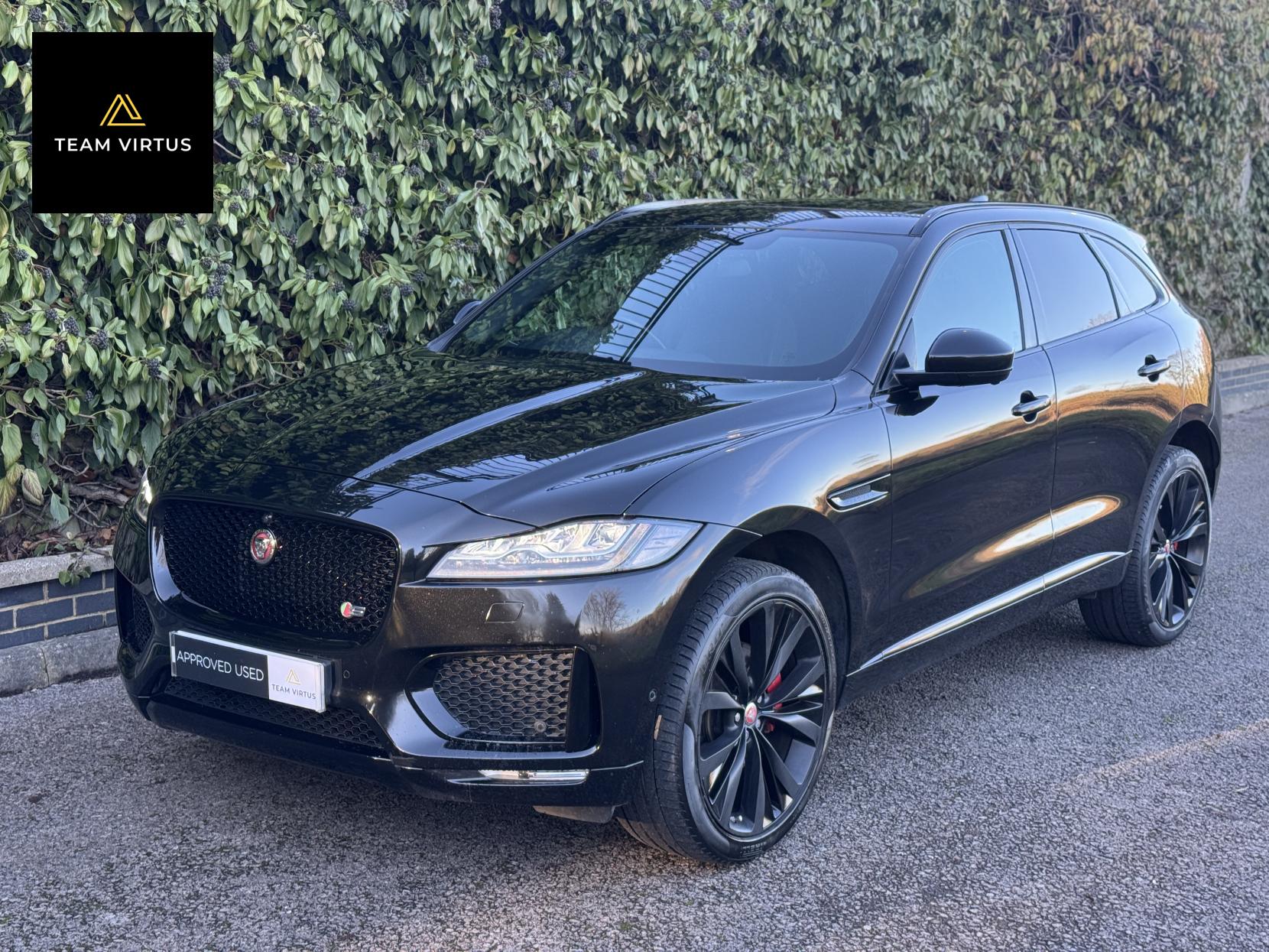 Jaguar F-PACE 3.0 V6 S SUV 5dr Petrol Auto AWD Euro 6 (s/s) (380 ps)