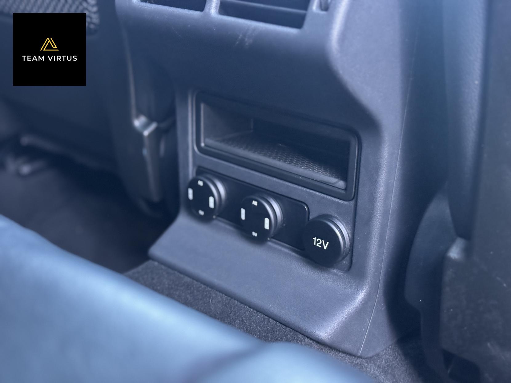 Jaguar F-PACE 3.0 V6 S SUV 5dr Petrol Auto AWD Euro 6 (s/s) (380 ps)