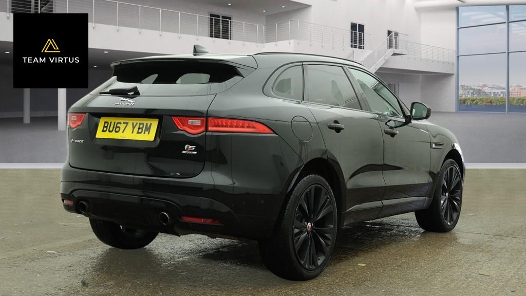 Jaguar F-PACE 3.0 V6 S SUV 5dr Petrol Auto AWD Euro 6 (s/s) (380 ps)