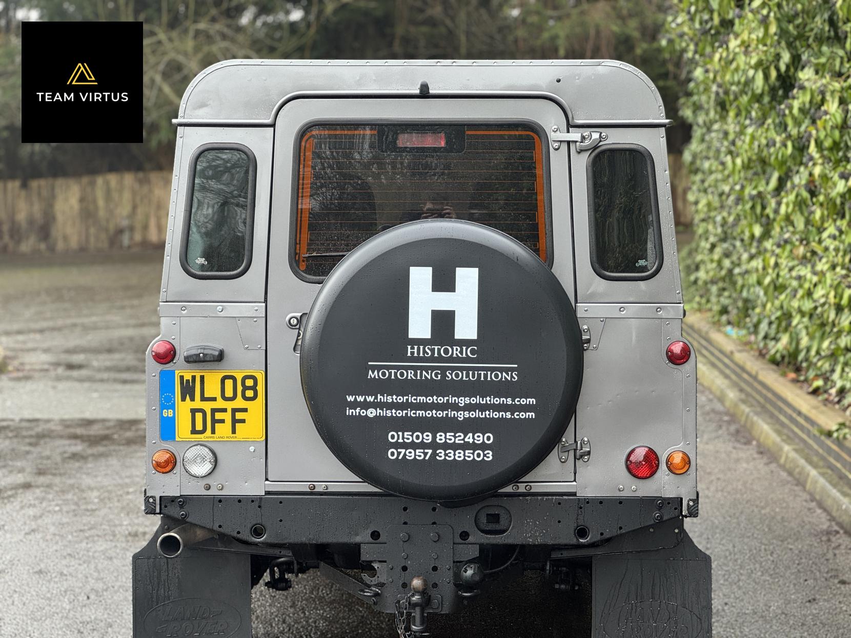 Land Rover Defender 110 2.4 TDCi XS Station Wagon 5dr Diesel Manual 4WD MWB Euro 4 (122 bhp)