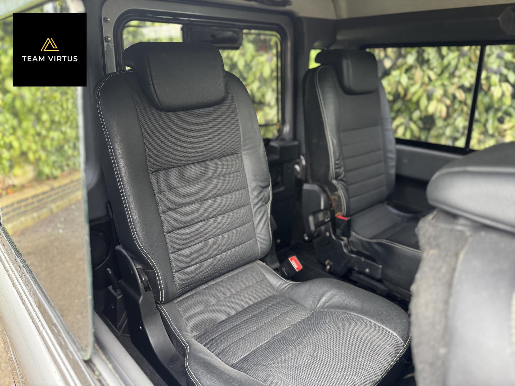 Land Rover Defender 110 2.4 TDCi XS Station Wagon 5dr Diesel Manual 4WD MWB Euro 4 (122 bhp)