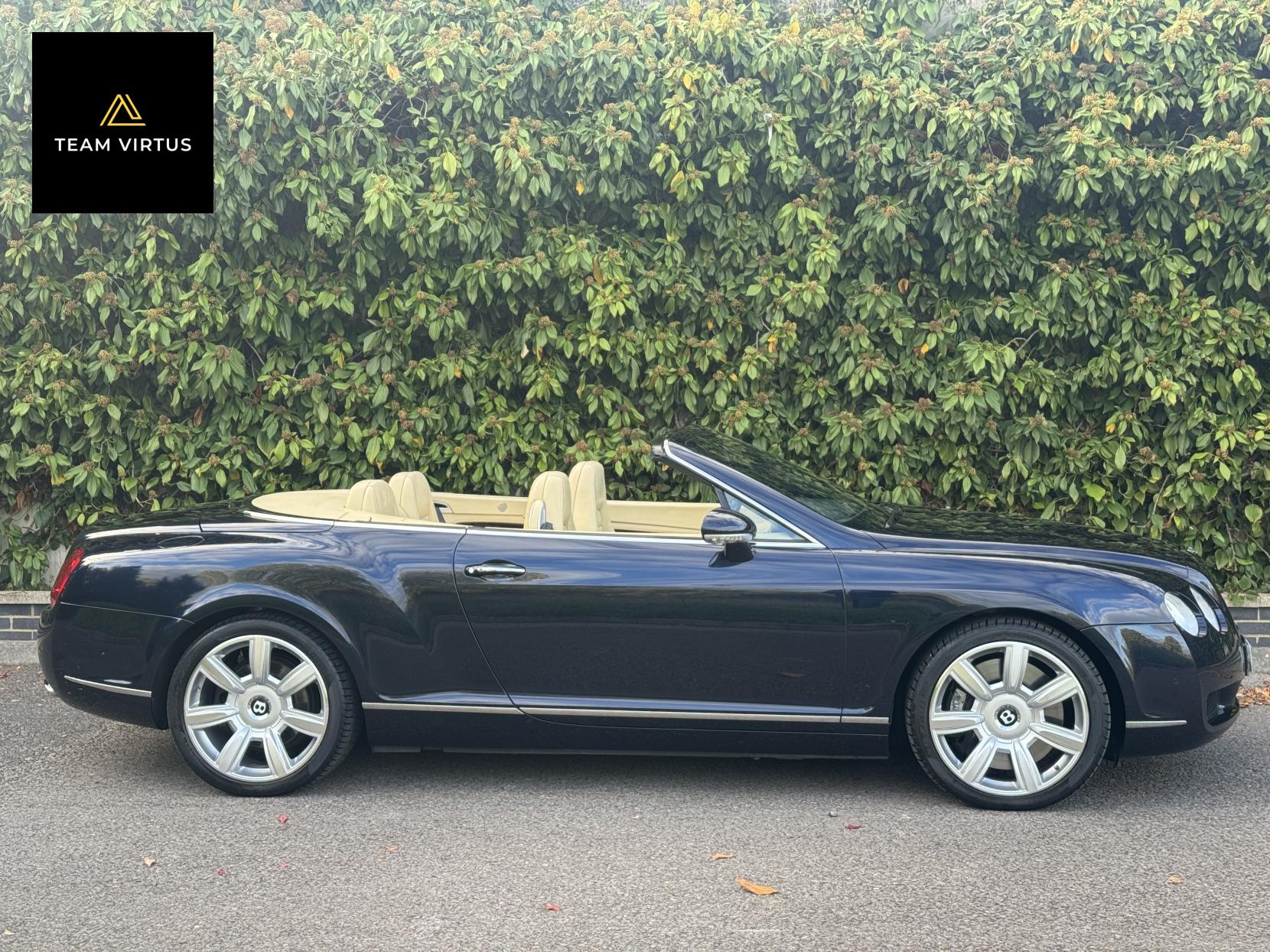 Bentley Continental 6.0 W12 GTC Convertible 2dr Petrol Auto 4WD Euro 4 (560 ps)