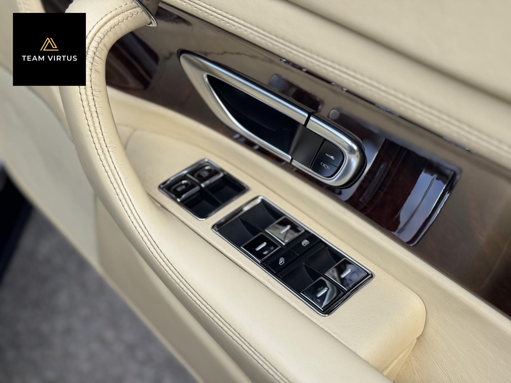 Bentley Continental 6.0 W12 GTC Convertible 2dr Petrol Auto 4WD Euro 4 (560 ps)