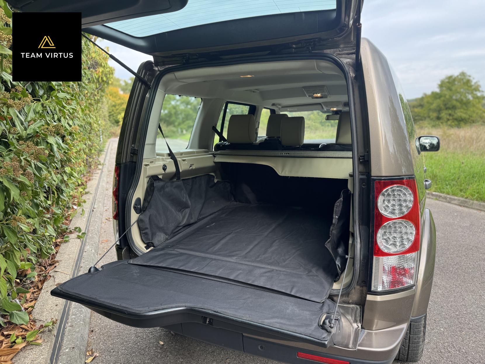 Land Rover Discovery 4 3.0 SD V6 XS SUV 5dr Diesel Auto 4WD Euro 5 (255 bhp)