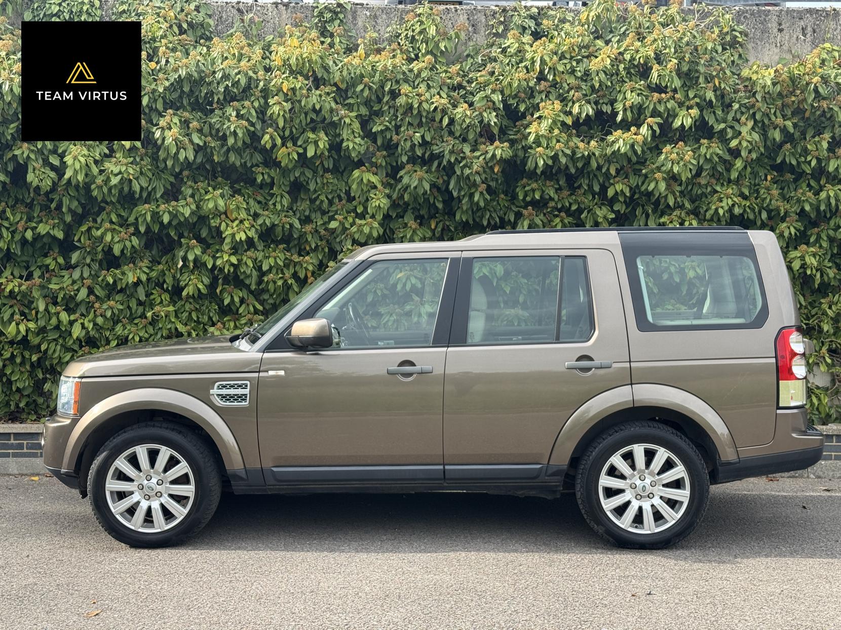 Land Rover Discovery 4 3.0 SD V6 XS SUV 5dr Diesel Auto 4WD Euro 5 (255 bhp)