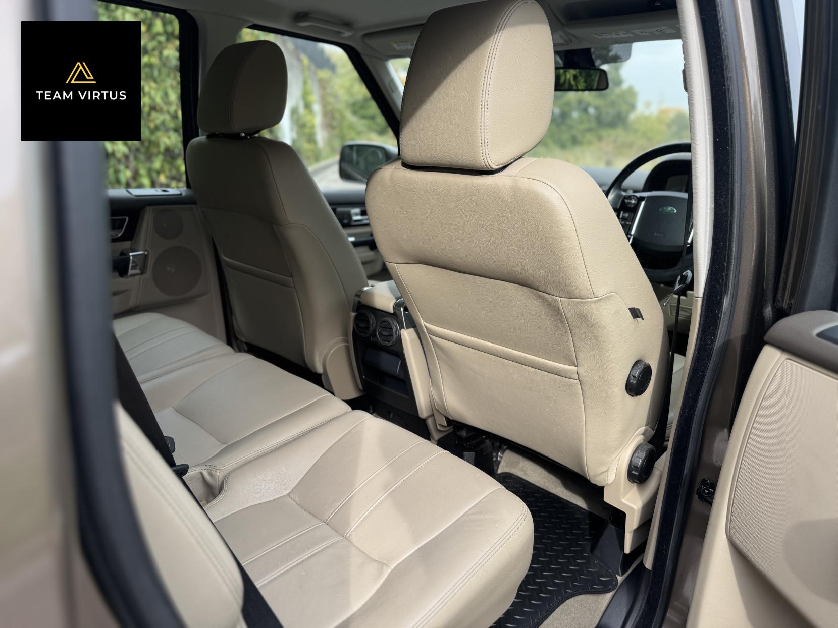 Land Rover Discovery 4 3.0 SD V6 XS SUV 5dr Diesel Auto 4WD Euro 5 (255 bhp)