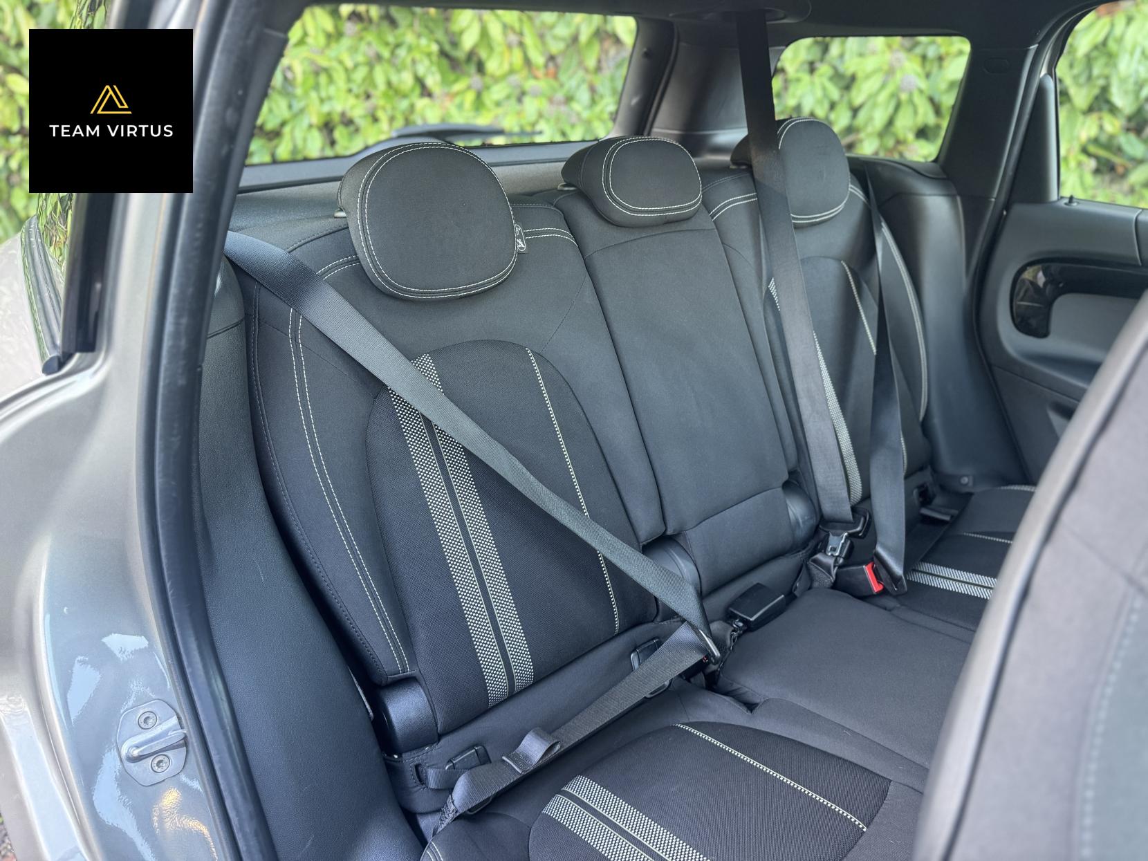 MINI Countryman 1.5 7.6kWh GPF Cooper SE SUV 5dr Petrol Plug-in Hybrid Auto ALL4 Euro 6 (s/s) (224 ps)