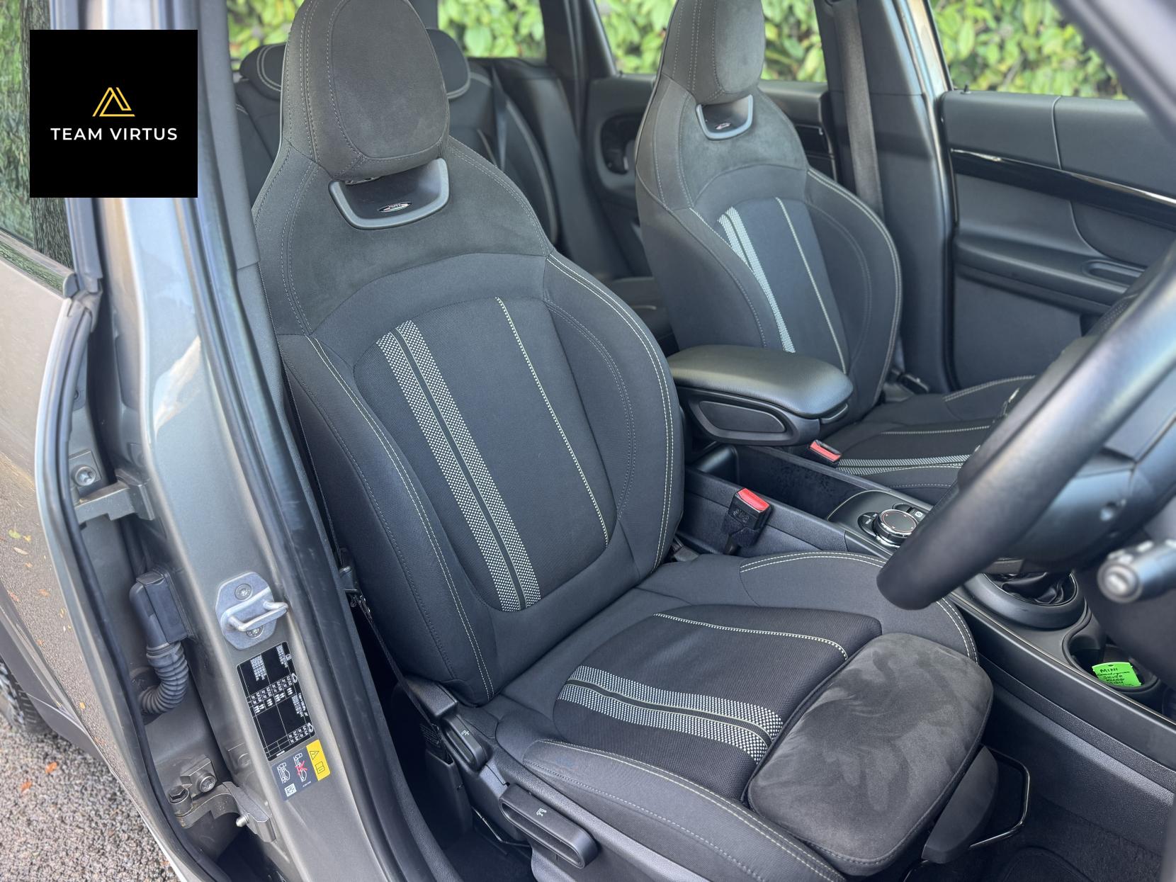 MINI Countryman 1.5 7.6kWh GPF Cooper SE SUV 5dr Petrol Plug-in Hybrid Auto ALL4 Euro 6 (s/s) (224 ps)