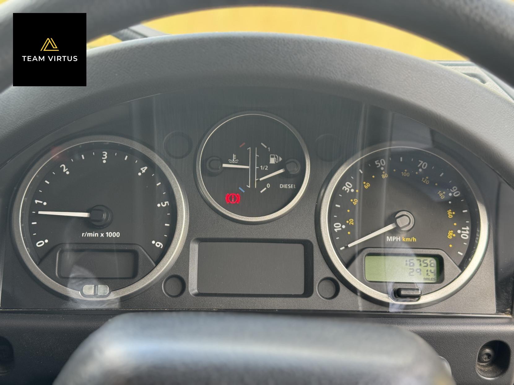 Land Rover Defender 110 2.4 TDCi County Station Wagon 5dr Diesel Manual 4WD MWB Euro 4 (122 bhp)