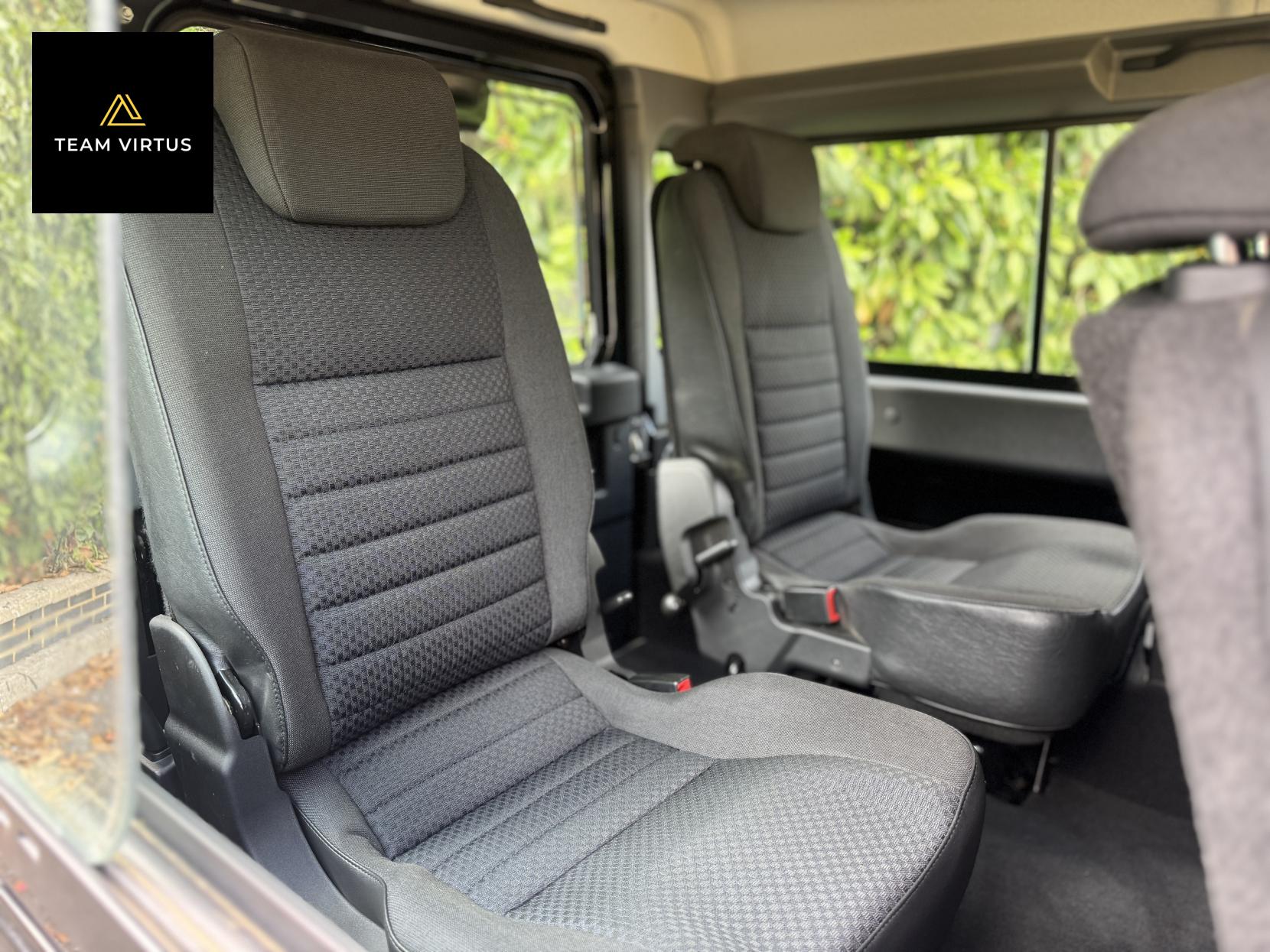 Land Rover Defender 110 2.4 TDCi County Station Wagon 5dr Diesel Manual 4WD MWB Euro 4 (122 bhp)