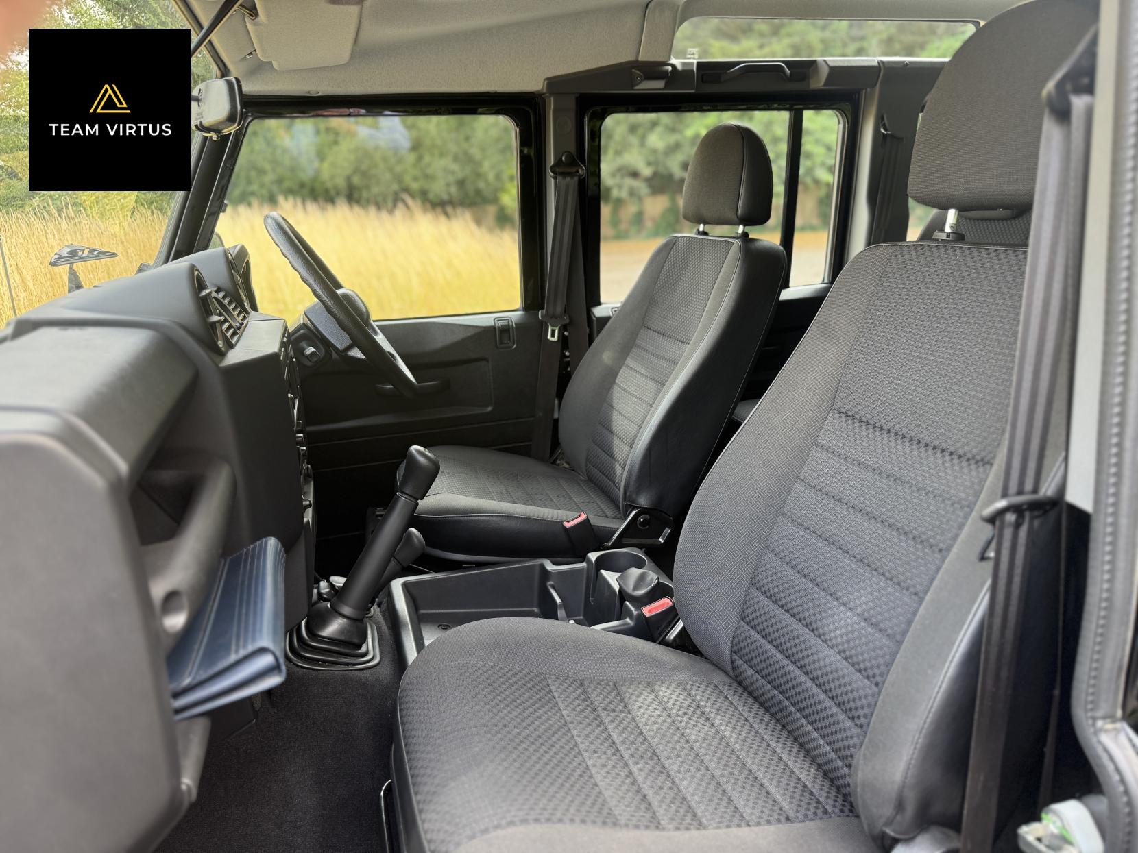 Land Rover Defender 110 2.4 TDCi County Station Wagon 5dr Diesel Manual 4WD MWB Euro 4 (122 bhp)